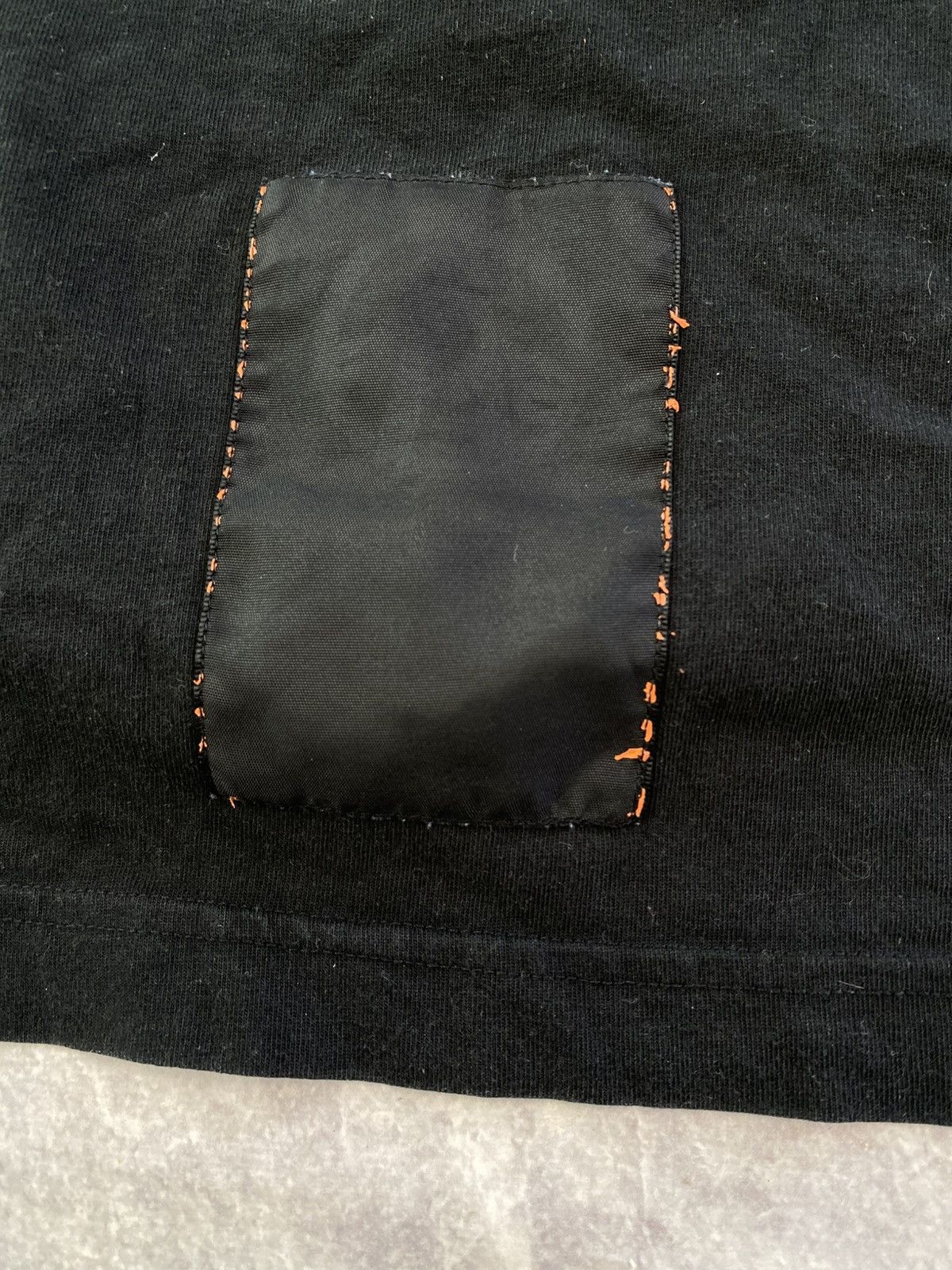 Aape Aape Black Long sleeve with Camo print Size: L Size US L / EU 52-54 / 3 - 13 Thumbnail
