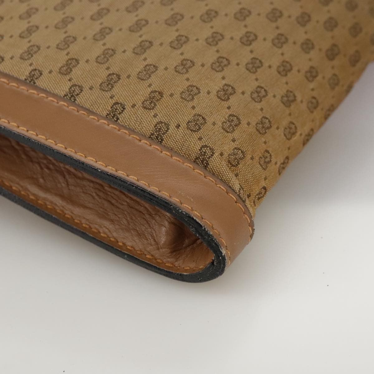 Gucci GUCCI Micro GG Canvas Clutch Bag Beige Size ONE SIZE - 16 Thumbnail