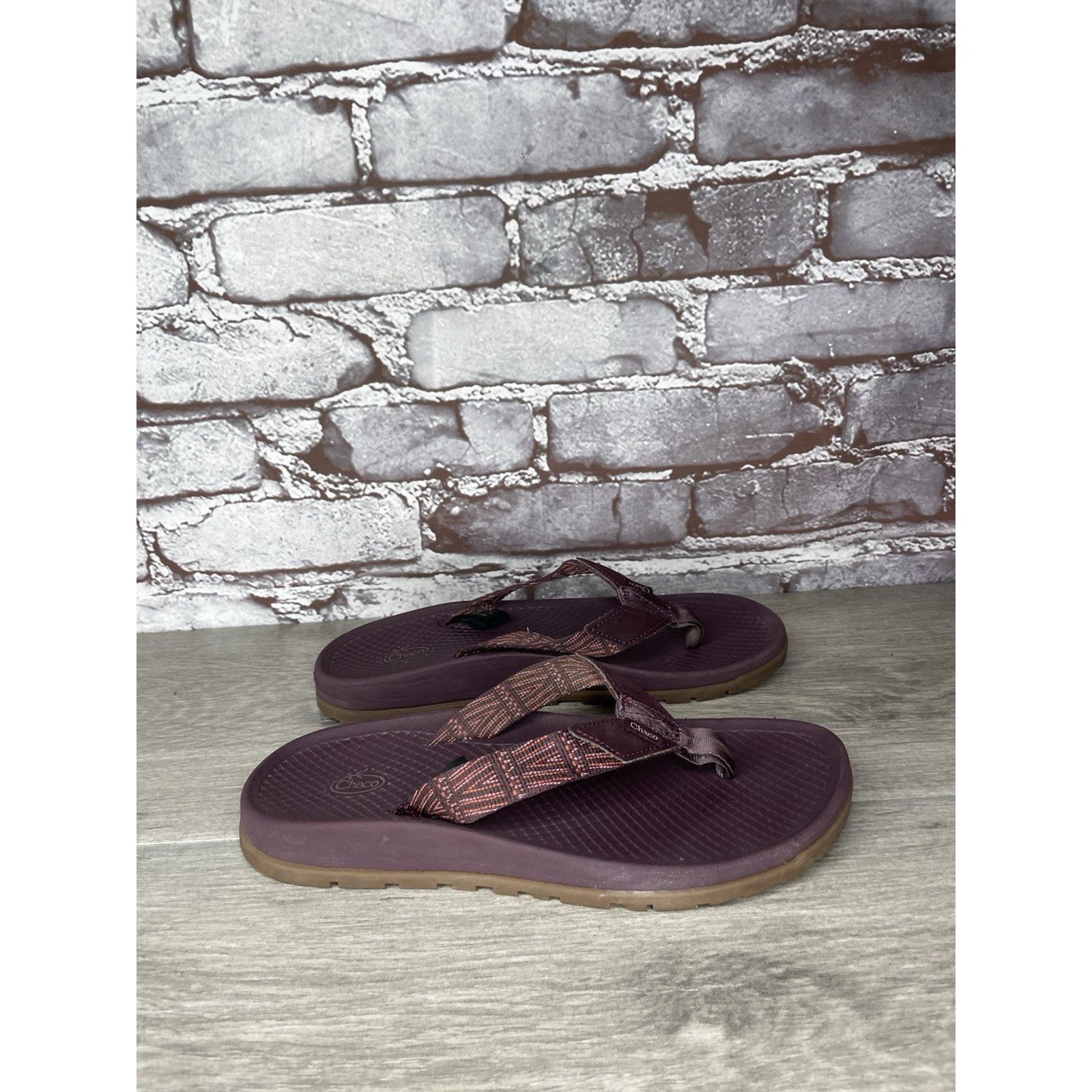 Chaco Chaco Lowdown Purple Polyester FlipFlops Beach Slide Sandals Size US 6 / IT 36 - 13 Thumbnail