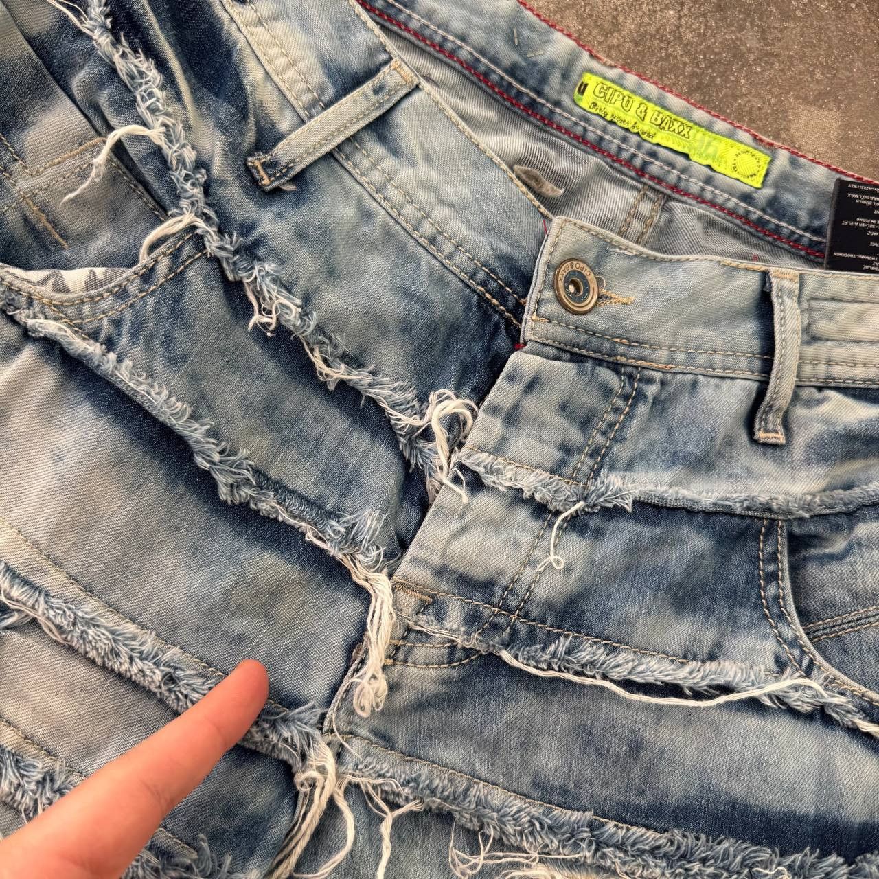 If Six Was Nine × Japanese Brand Opium Y2K Cipo & Baxx Unisex Distressed Jeans Size US 30 / EU 46 - 13 Thumbnail