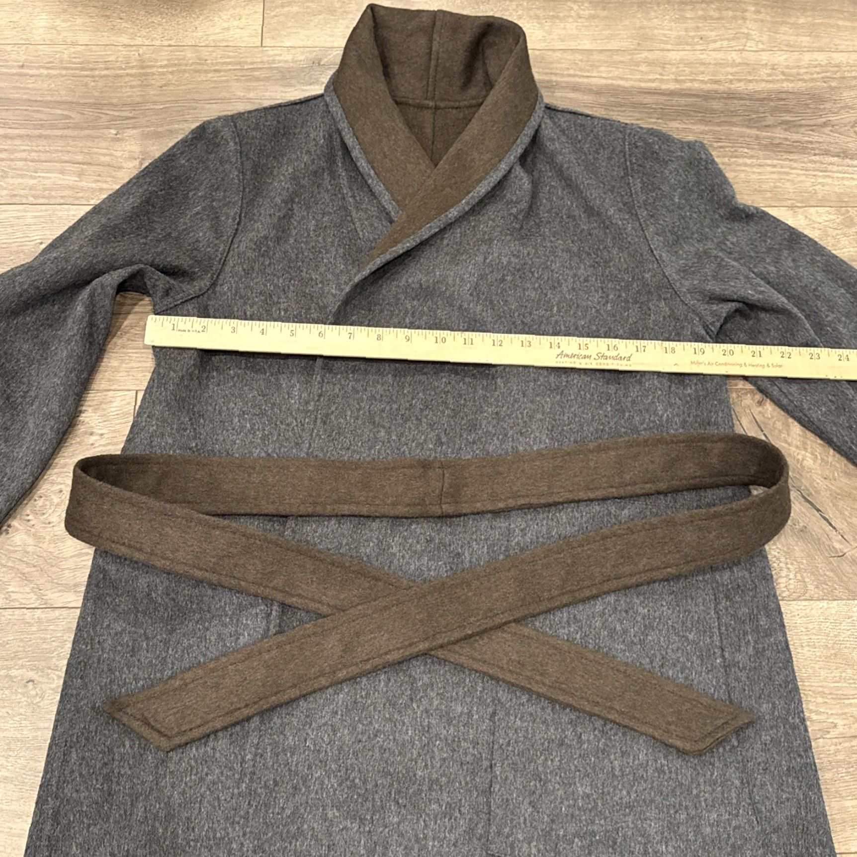 Vintage SofiaCashmere Coat Wool & Cashmere Medium Charcoal And Brown Belted Open Front Pea Coat Womens Slim Mid-Length Size M / US 6-8 / IT 42-44 - 3 Thumbnail