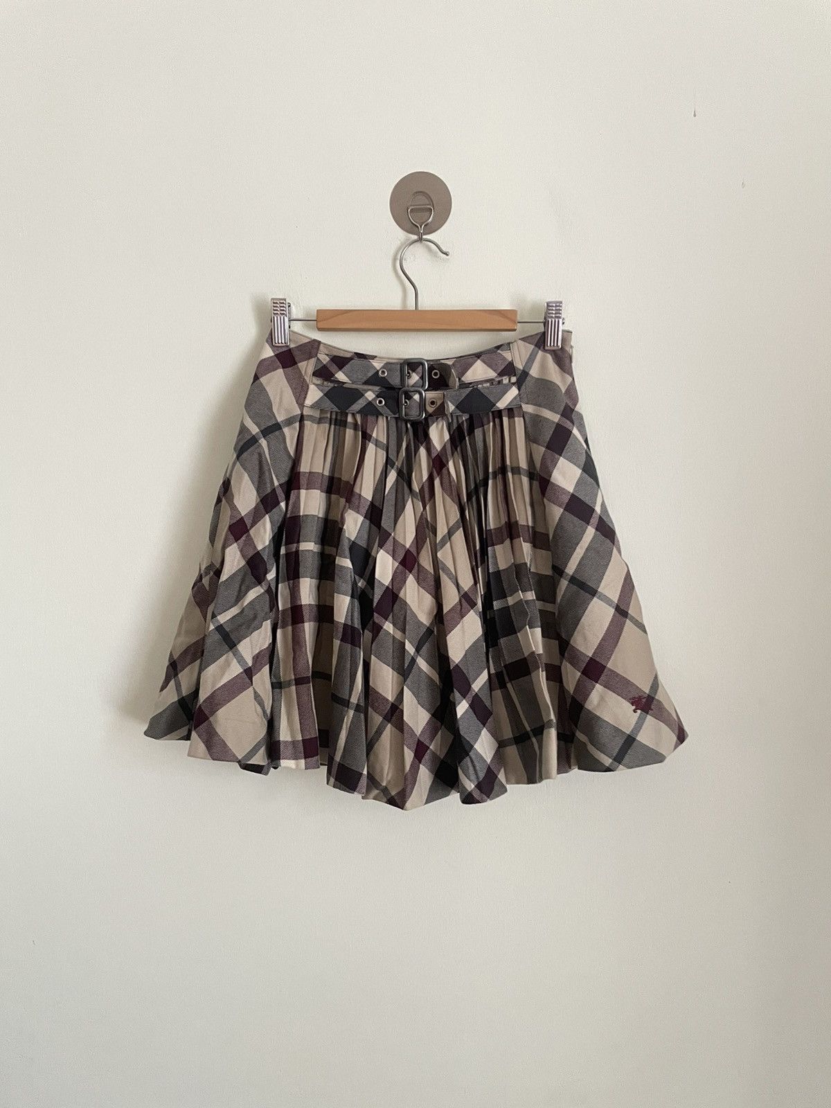 Burberry Burberry Pleated Novacheck Mini Skirt Size 28" / US 6 / IT 42 - 1 Thumbnail