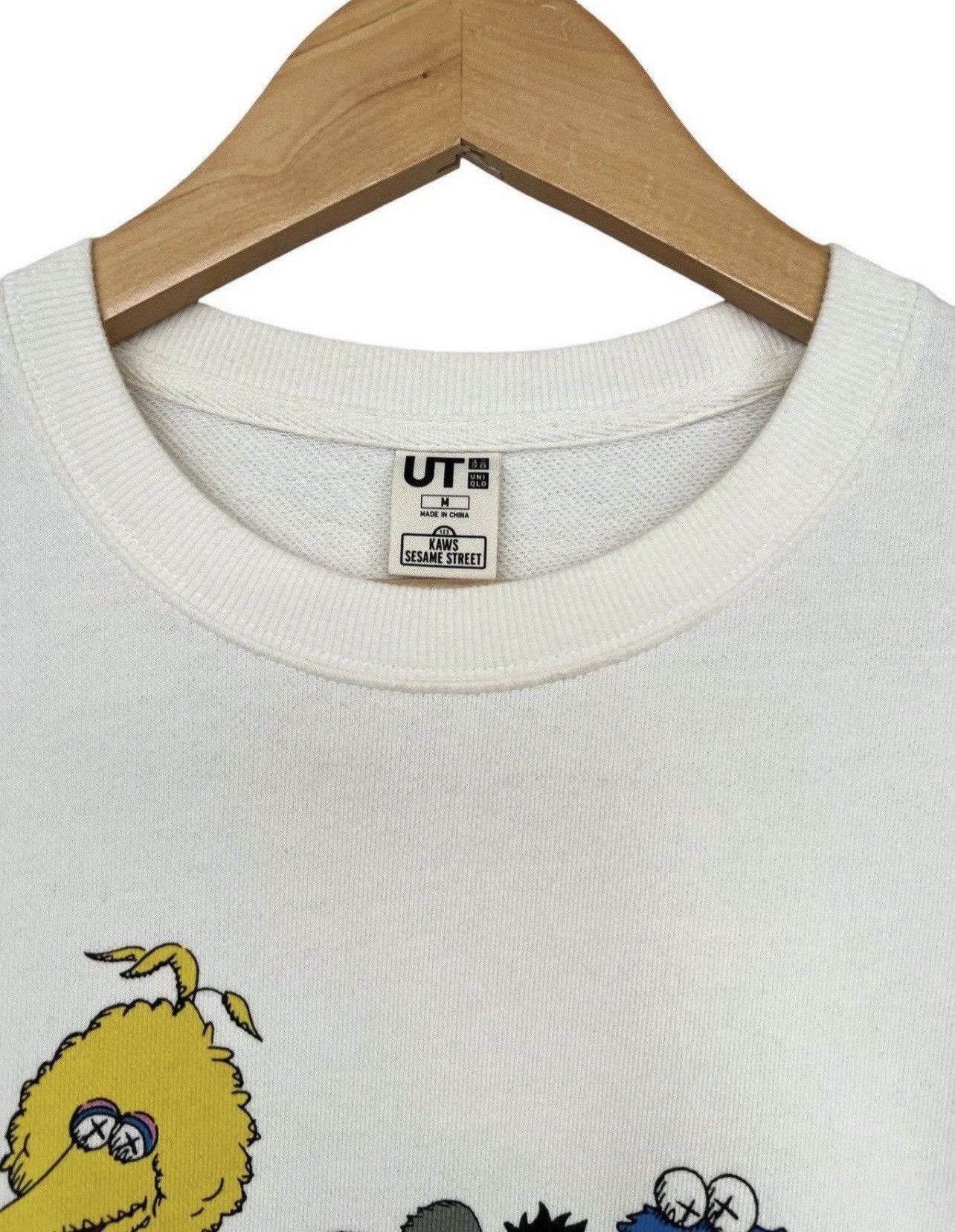 Kaws × Uniqlo Kaws x Uniqlo x Pick💥💥💥Kaws Sesame Street Sweatshirt Size US M / EU 48-50 / 2 - 4 Thumbnail