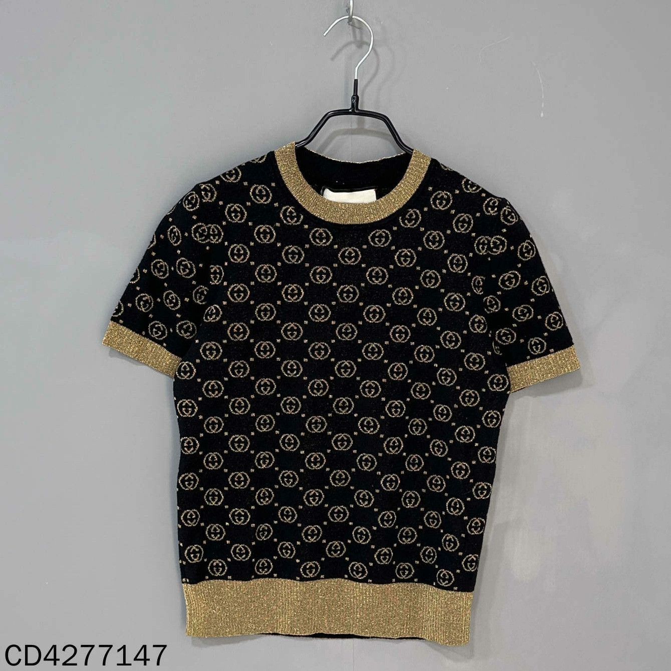 Gucci Gucci Knit Black Sweater XS Women Size XS / US 0-2 / IT 36-38 - 1 Thumbnail