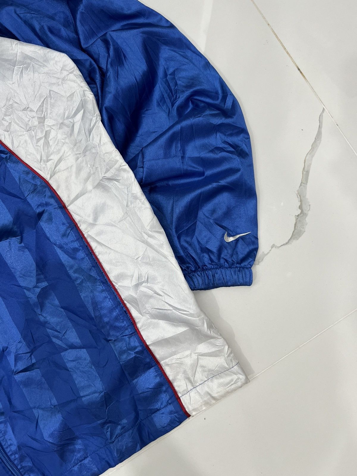 90's NIKE TEAM RARE Y2K TRACK JACKET MULTISWOOSH LOGO