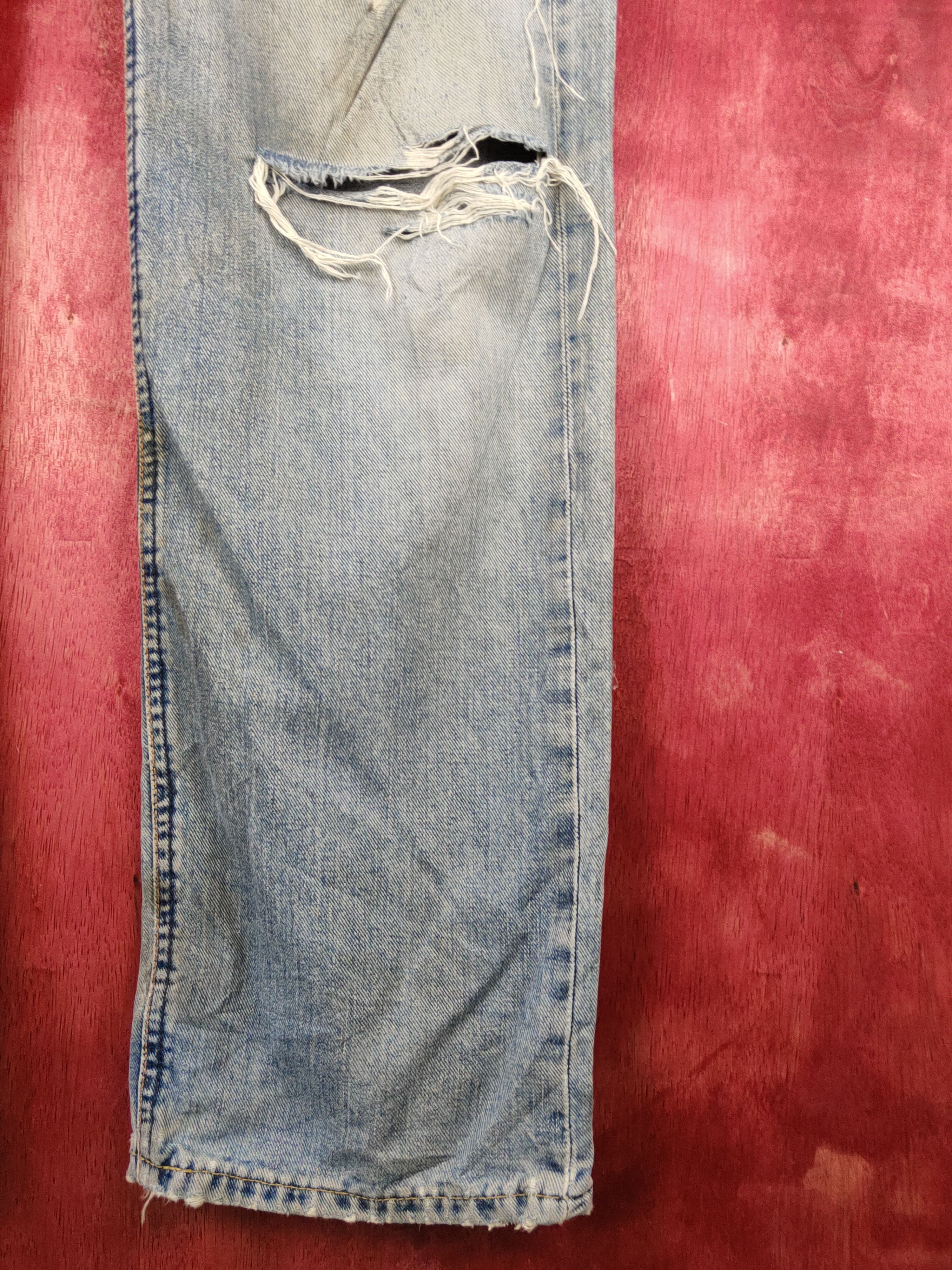 Japanese Brand Lee vintage Blue Distressed Ripped Jeans #S1694 Size US 32 / EU 48 - 6 Thumbnail