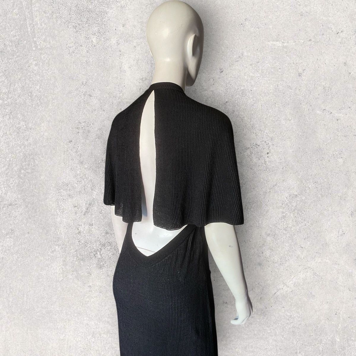 Chanel SS17 Rayon/Poly Blend Cape Sleeve Backless Dress Size M / US 6-8 / IT 42-44 - 5 Thumbnail