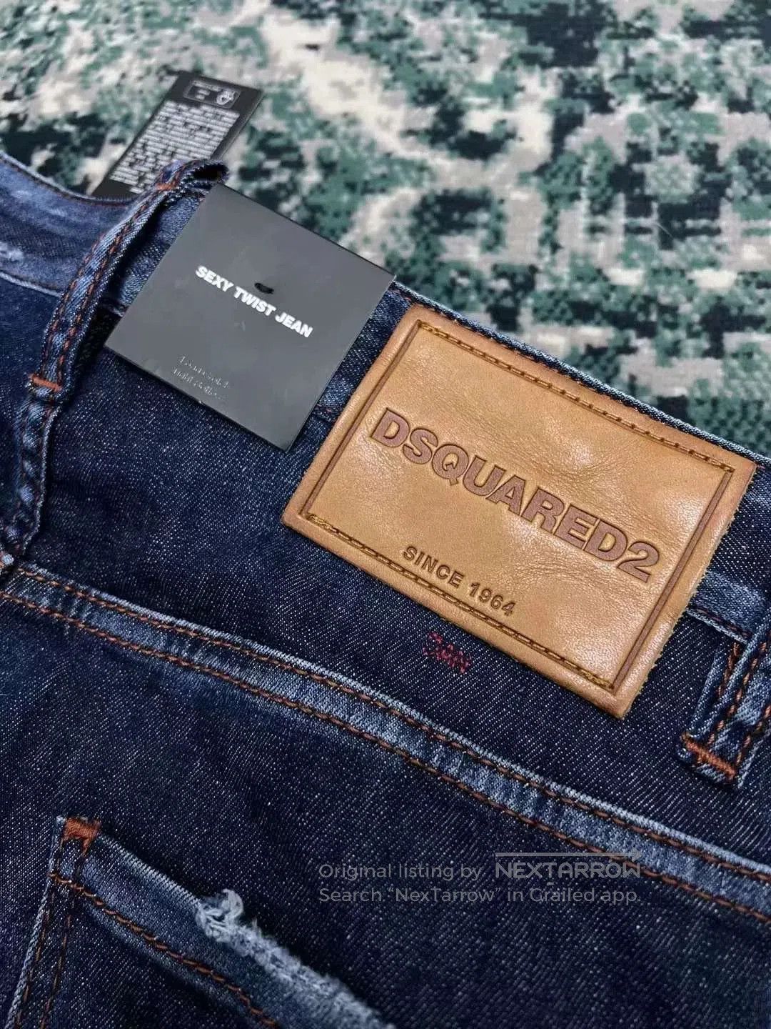 Dsquared2 sexy twist mid-rise skinny jeans. Size 41" - 7 Thumbnail