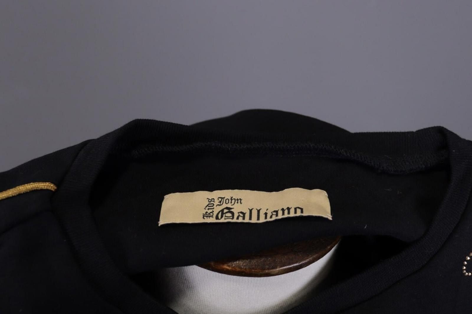 John Galliano Kids John Galliano Black Faux Fur Cropped Sweater Size 10 Size L / US 10 / IT 46 - 12 Thumbnail