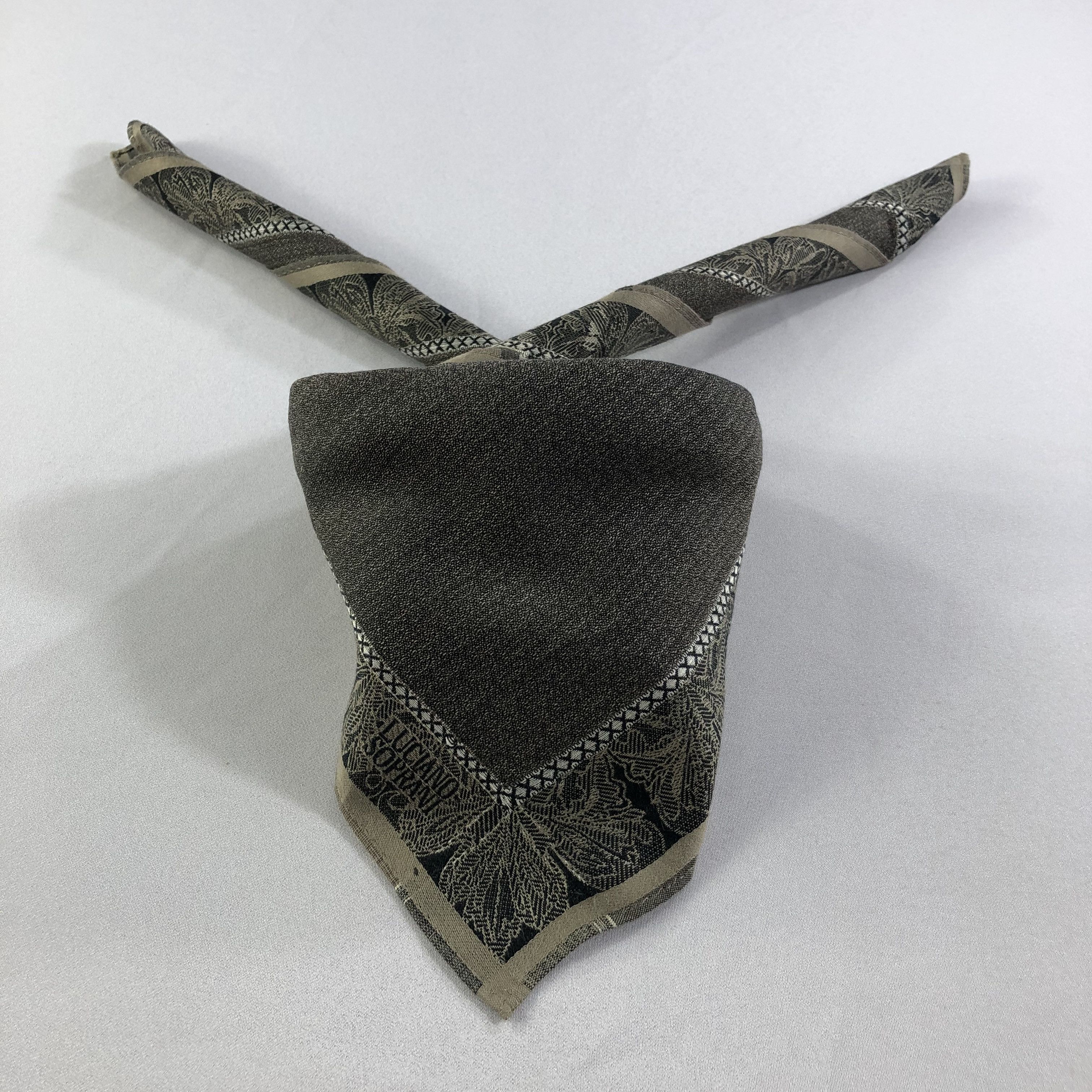 Vintage Luciano Soprani Handkerchief Neckerchief Bandana H1976 Size ONE SIZE - 2 Thumbnail