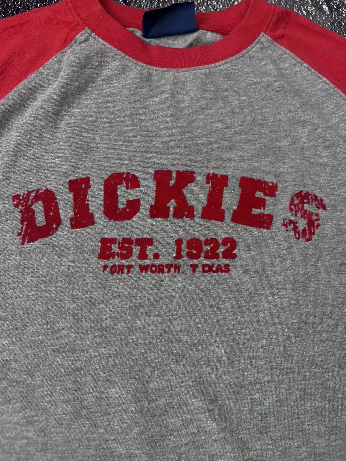Dickies Vintage Y2K Dickies Big Logo Red/Gray Long Sleeve Tee Size US L / EU 52-54 / 3 - 4 Thumbnail