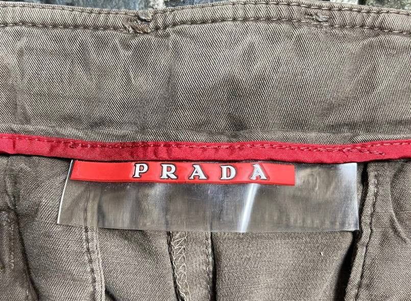 Prada Prada - Flared Red Tab Logo Pant Size 32" / US 10 / IT 46 - 7 Thumbnail