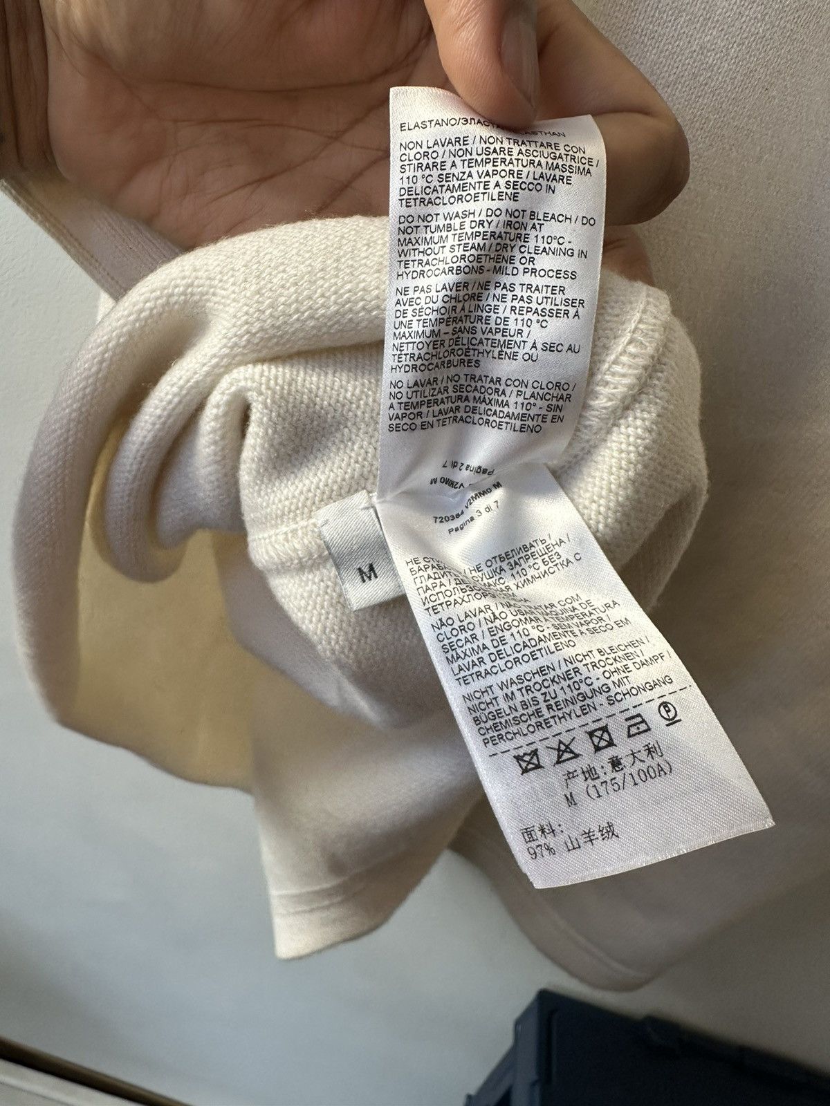 Bottega Veneta $1950 Bottega Veneta Cashmere Plain Tee Size US M / EU 48-50 / 2 - 5 Thumbnail