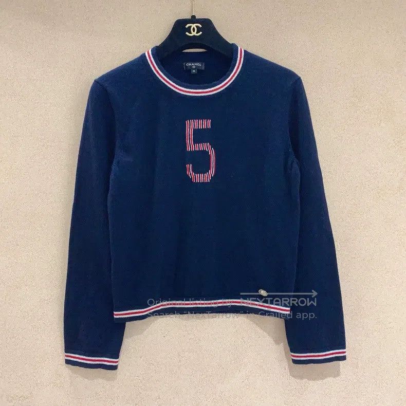 Chanel Chanel Sweater Knitwear No.5 Size XS / US 0-2 / IT 36-38 - 1 Thumbnail