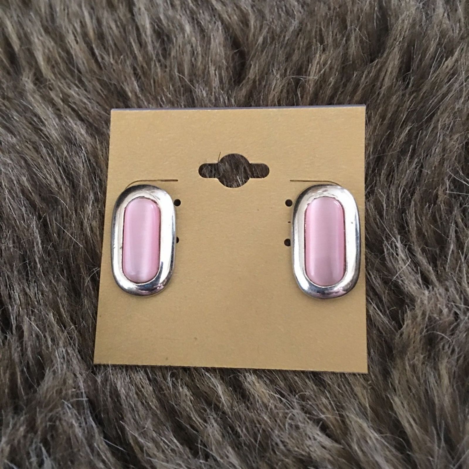 Vintage Vintage pink moon glow glass stone earrings Size ONE SIZE - 2 Thumbnail