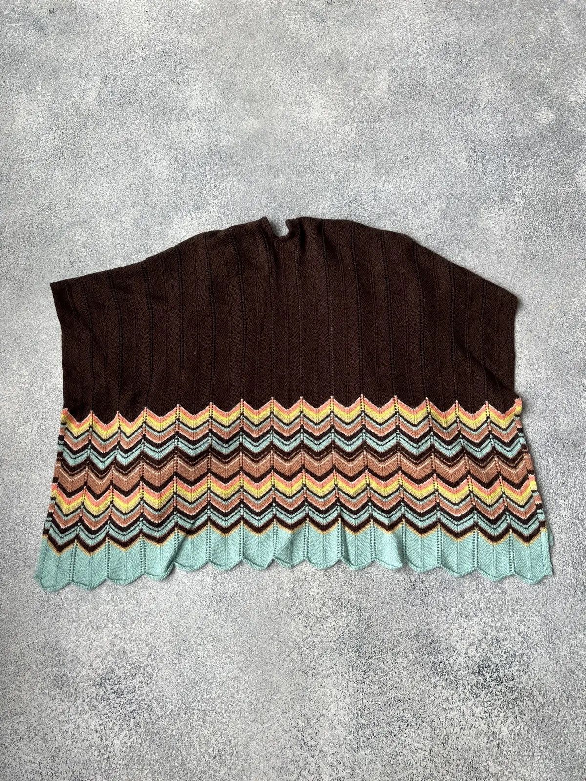 Designer × Missoni × Vintage Vintage women’s zig zag fringed Missoni poncho Size M / US 6-8 / IT 42-44 - 8 Thumbnail
