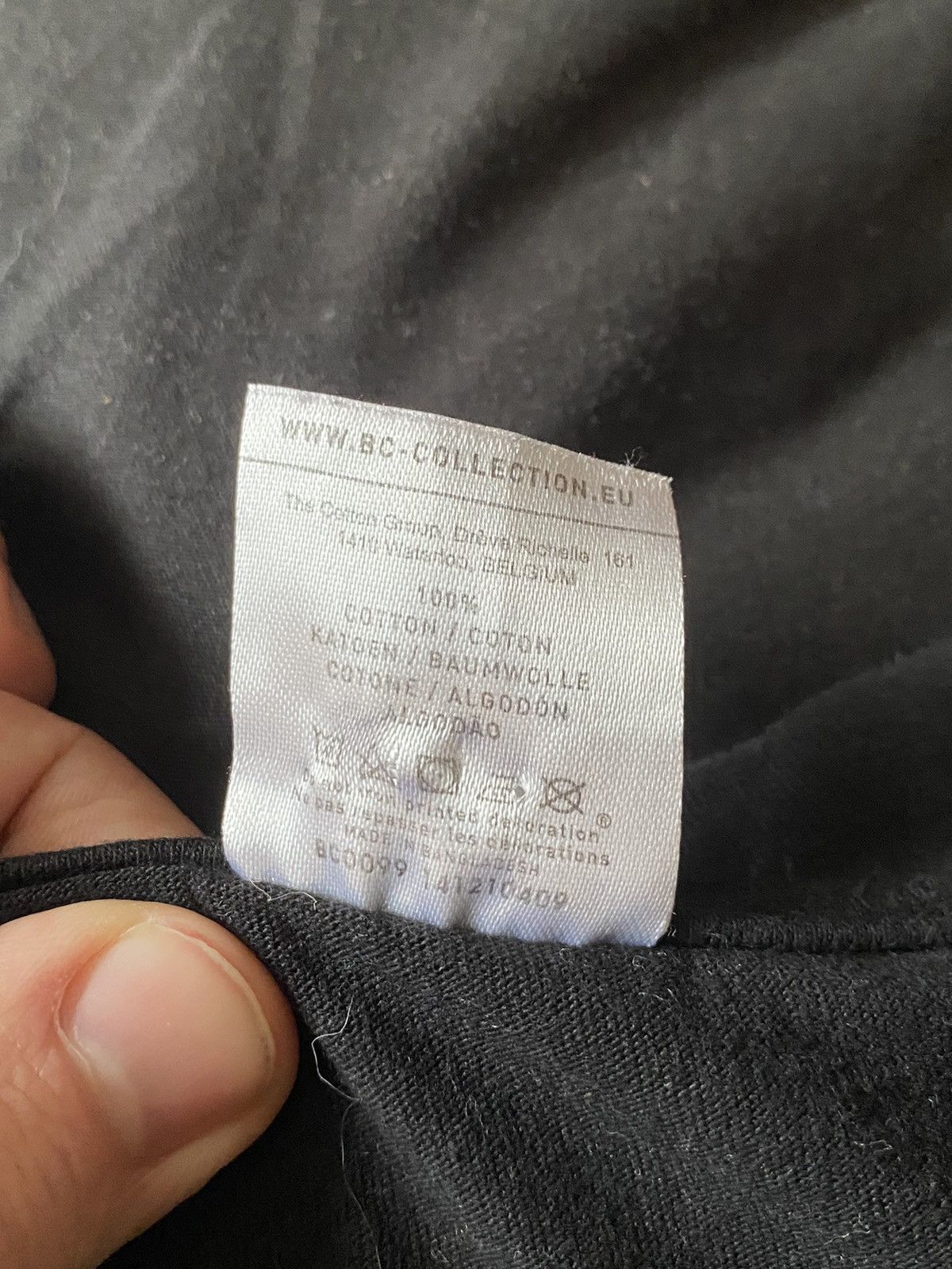 Japanese Brand Japanese Vintage Humor Facefuck Sexy Shirt Size US S / EU 44-46 / 1 - 5 Thumbnail