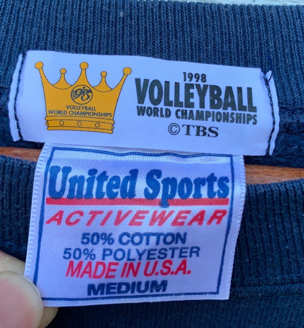 Vintage Vintage 90s United Sports Volleyball World Championship 1998 Size US S / EU 44-46 / 1 - 7 Thumbnail