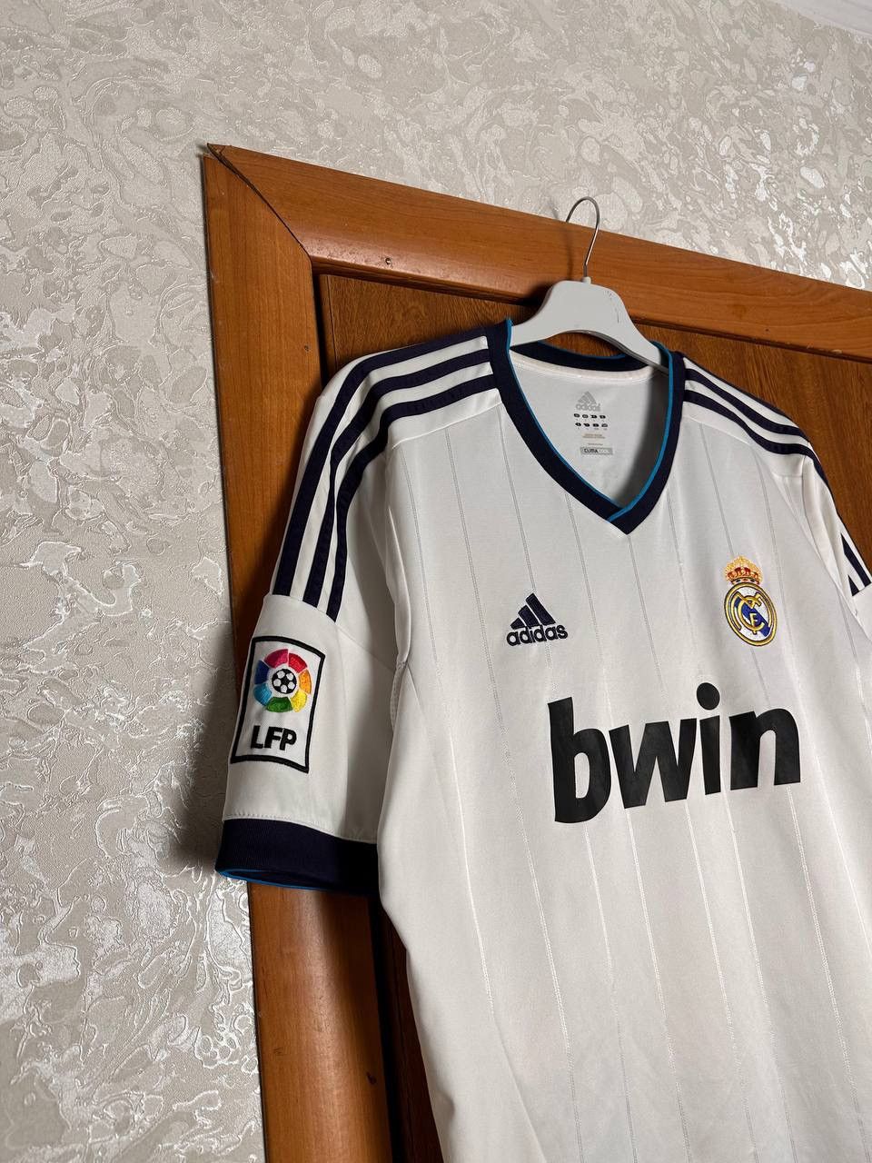 Adidas VTG Adidas Real Madrid 2012 Away Shirt Jersey Kit Ronaldo 7 Size US L / EU 52-54 / 3 - 10 Thumbnail