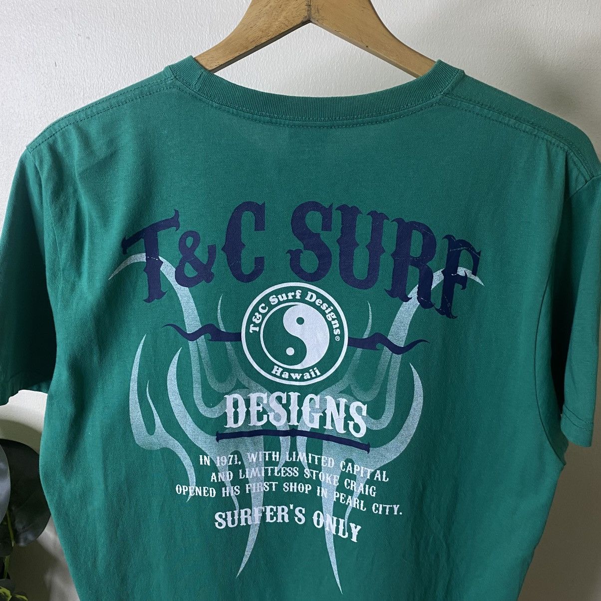 Vintage Y2K T&C Surf Affliction Design Surfing T Shirt Size US L / EU 52-54 / 3 - 2 Thumbnail