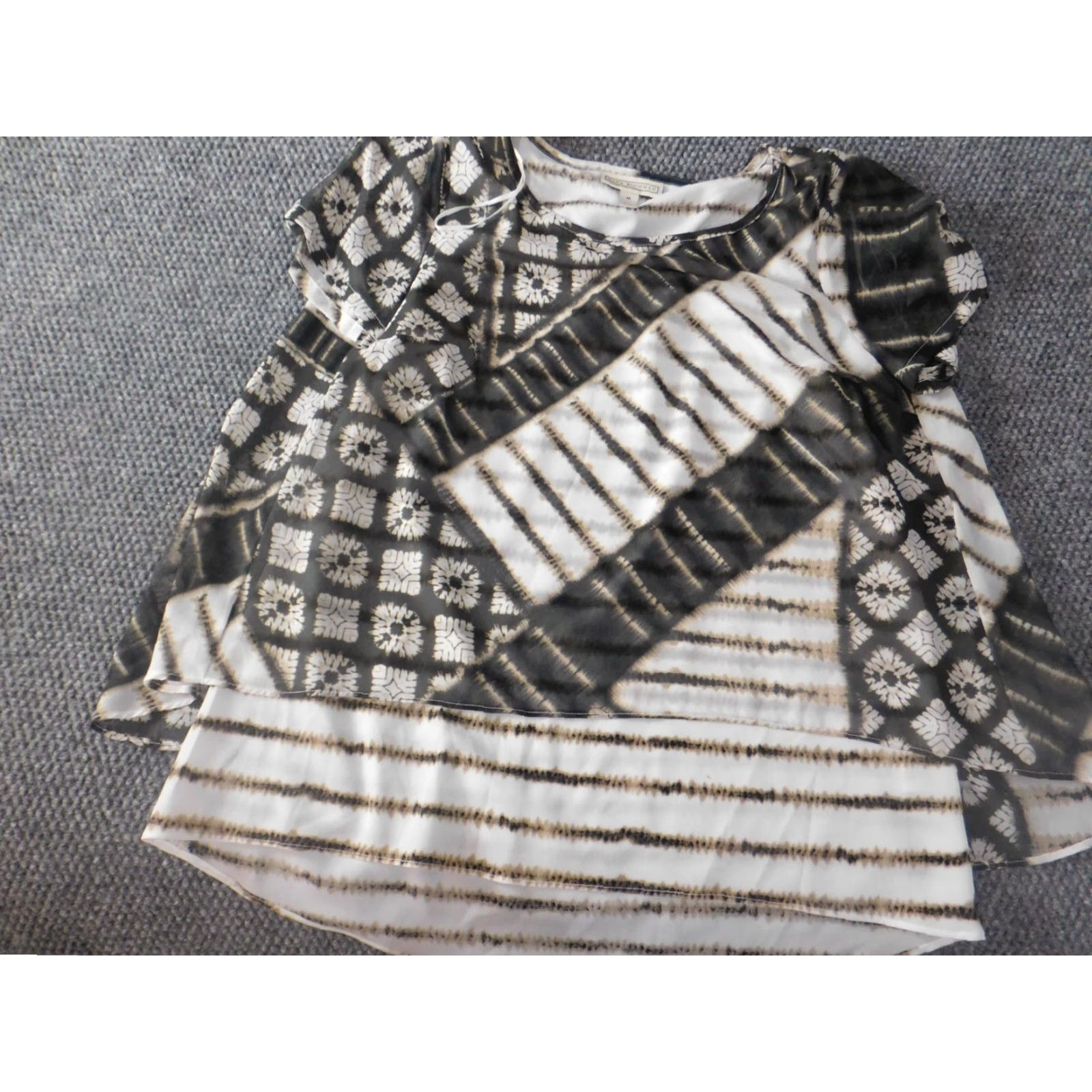 Vintage Dana Buchman Womens Blouse M Brown pullover stretch top lined sheer Geometric Neck Round Sleeveless Casual Shirt Ladies Regular Basic 90s? Size M / US 6-8 / IT 42-44 - 3 Thumbnail