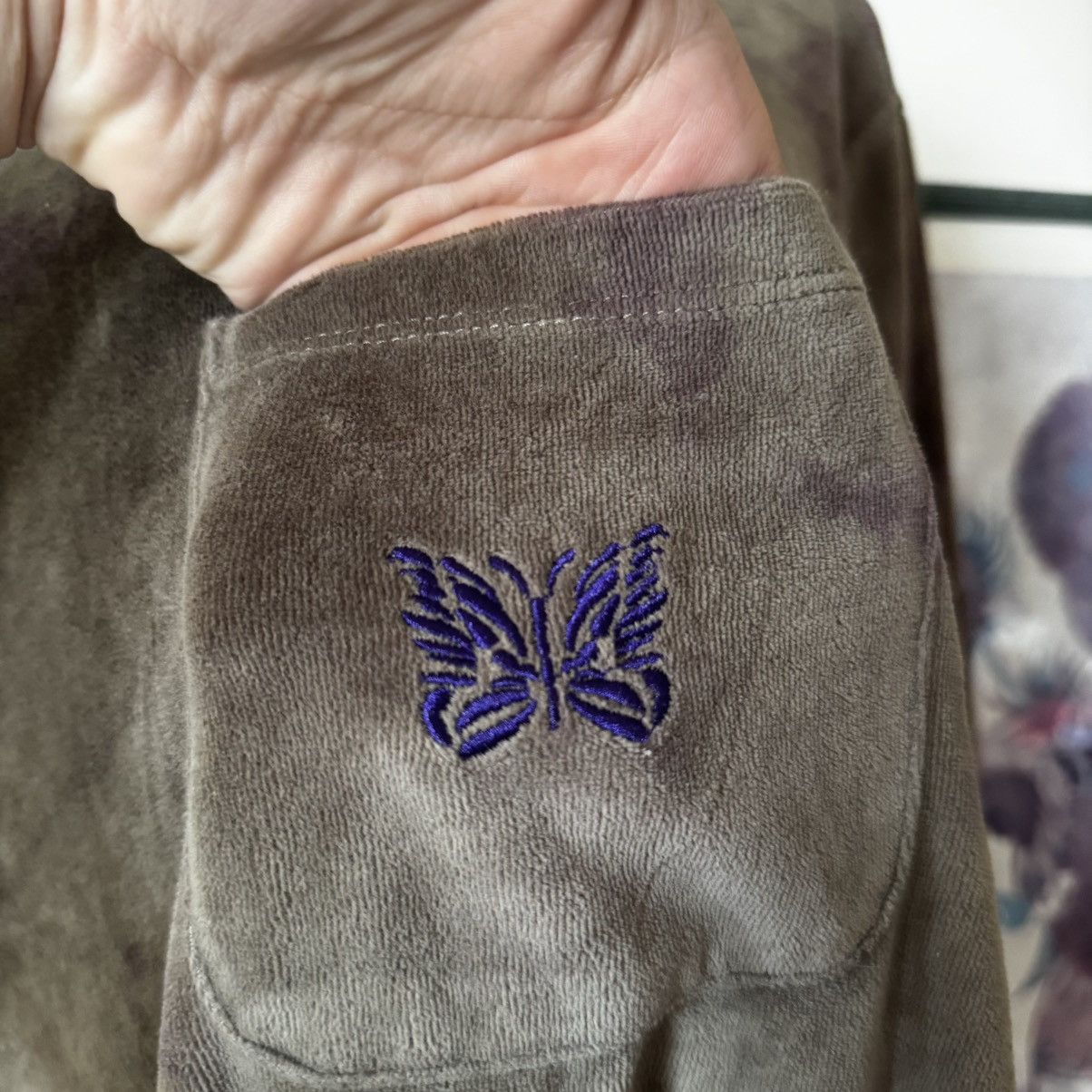 Needles × Nepenthes Needles embroidered logo green/purple tie-dyed velour tee Size US M / EU 48-50 / 2 - 3 Thumbnail