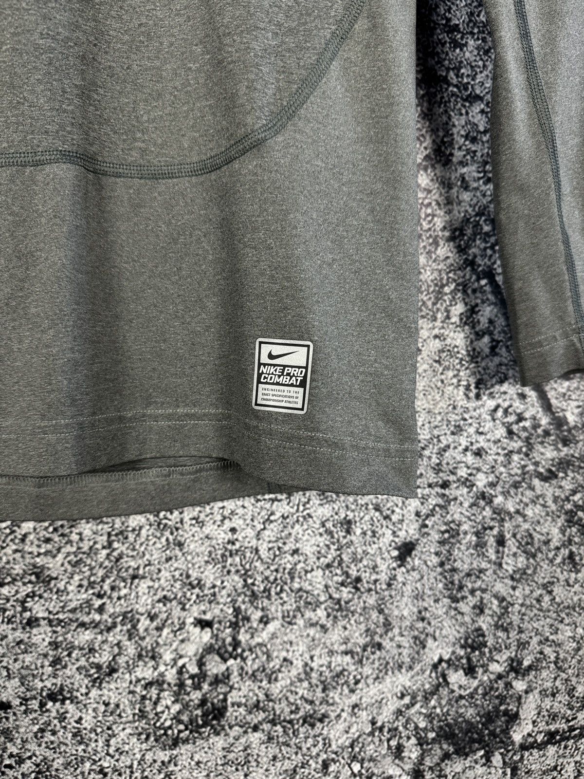 Nike Nike Pro Combat Compression Long Sleeve T-Shirt Fitness Top Size US S / EU 44-46 / 1 - 6 Thumbnail