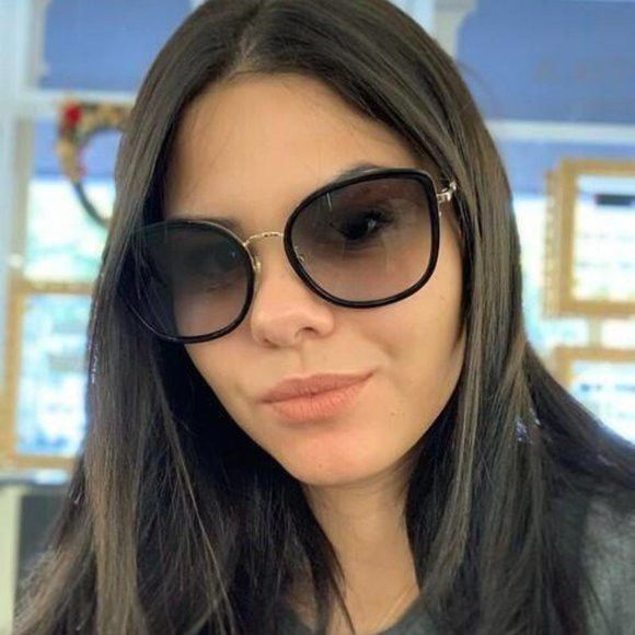 Gucci Gucci GG0606SK 001 Sunglasses Black/Gold Square Frame Size ONE SIZE - 1 Thumbnail