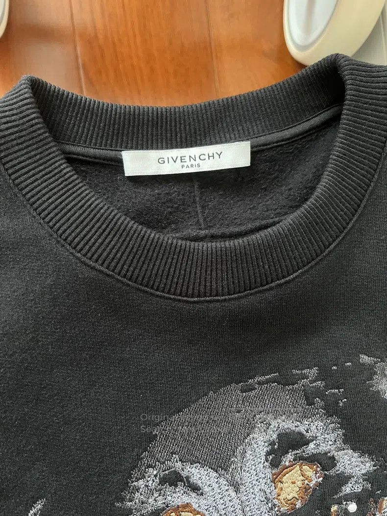 Givenchy Givenchy Deer Pattern Sweatshirt - Long款, Size XS fits lik Size US XS / EU 42 / 0 - 5 Thumbnail