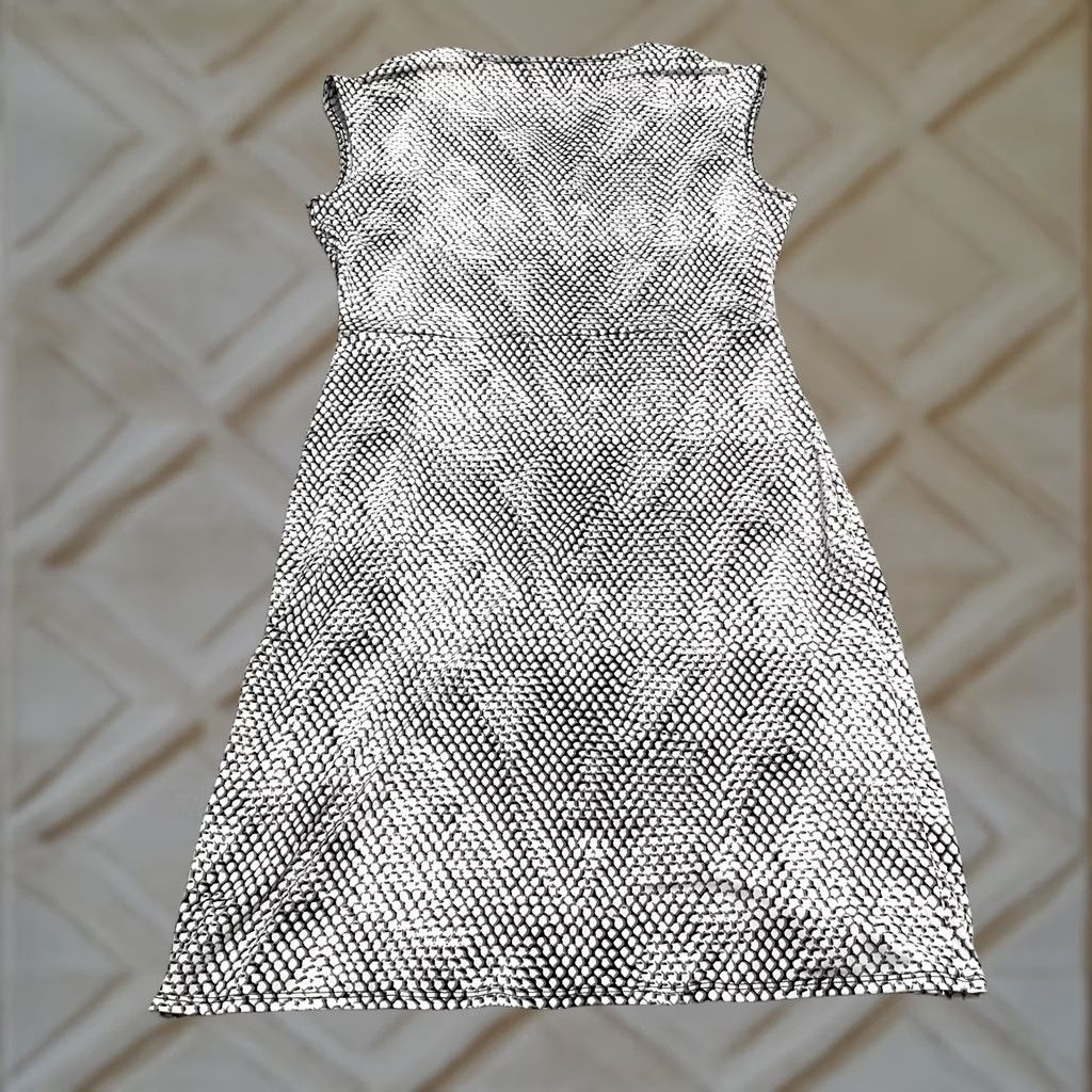 Michael Kors Michael Kors Animal Print Wrap Dress Womens M Black White Snake Knee High Size M / US 6-8 / IT 42-44 - 1 Thumbnail