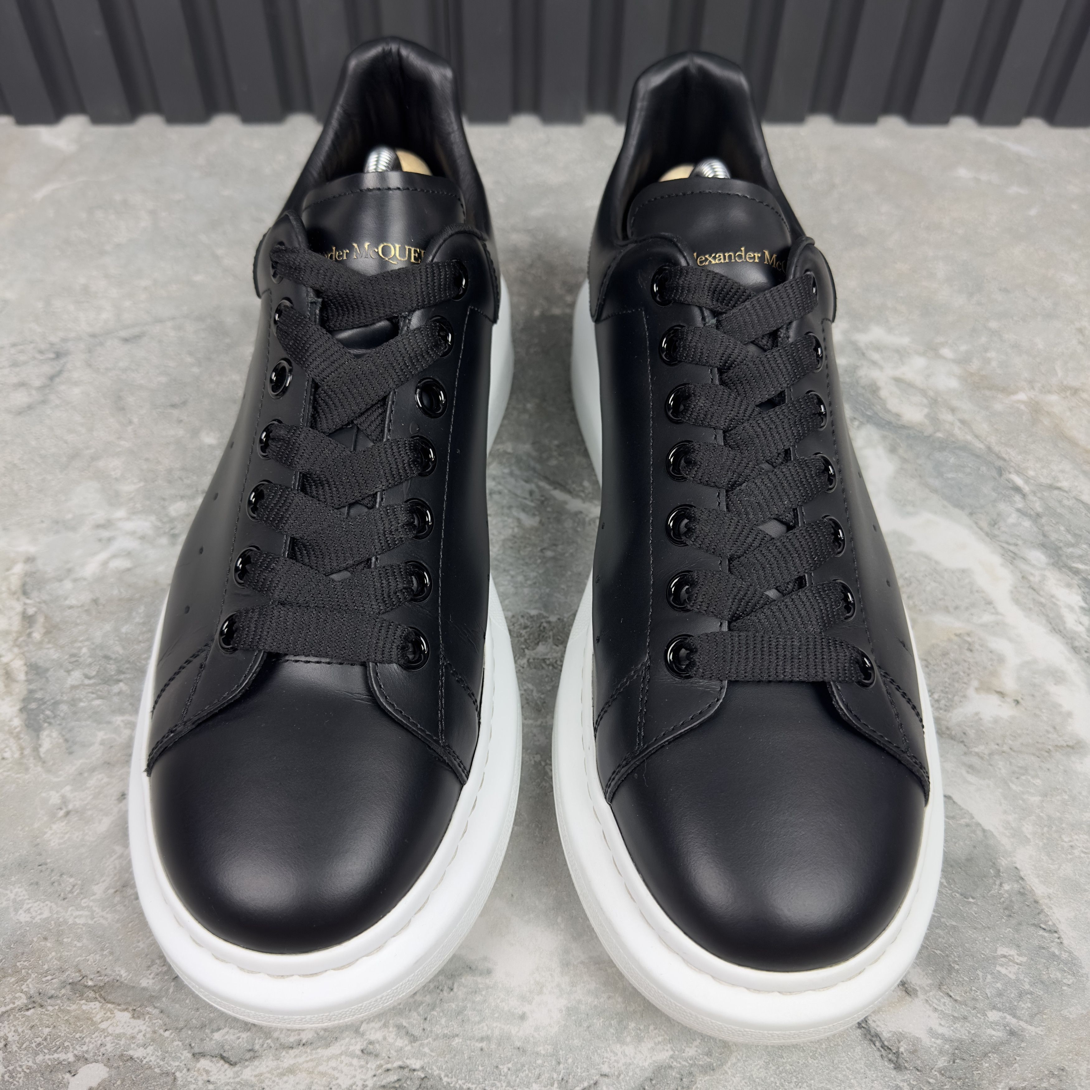 Alexander McQueen Alexander McQUEEN Sneakers Leather Size US 11 / EU 44 - 4 Thumbnail