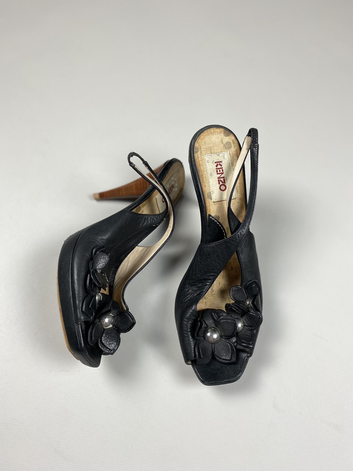 Kenzo × Vintage Kenzo vintage ladies leather heels size 39 Size US 8.5 / IT 38.5 - 25 Thumbnail
