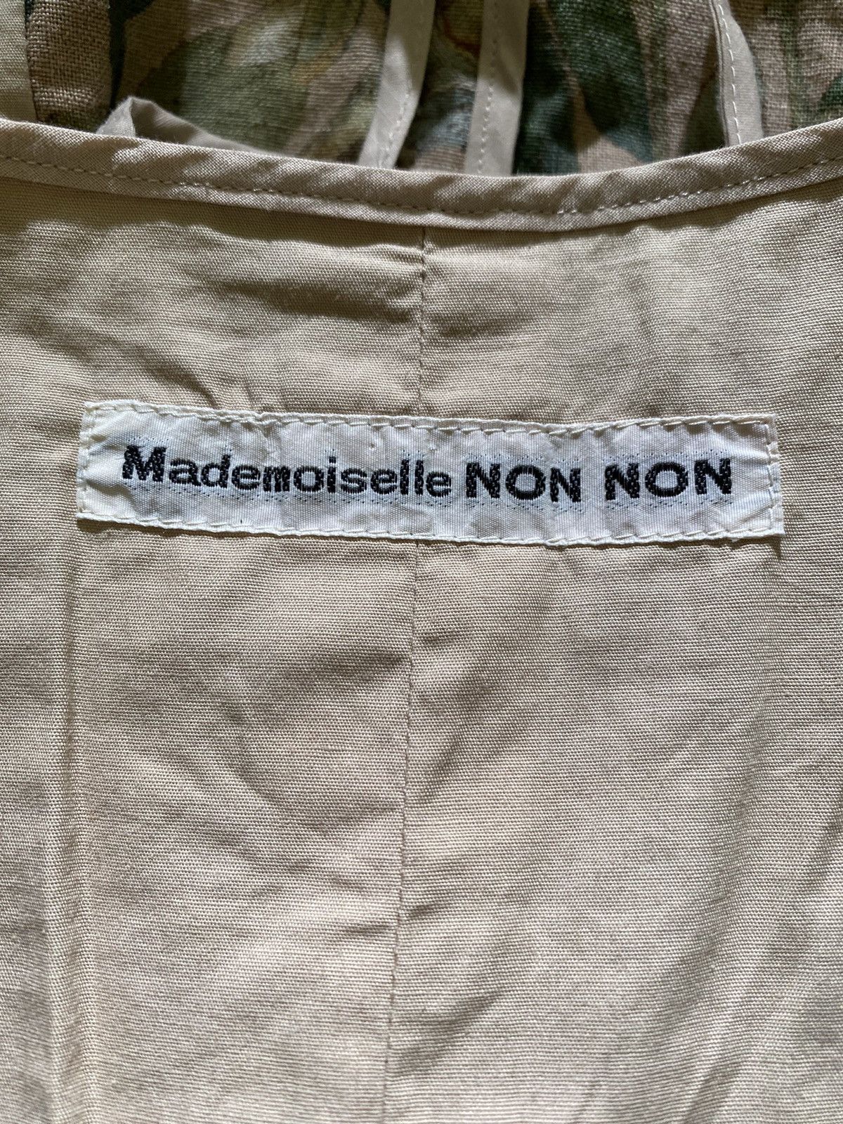 Mademoiselle Non Non Vintage Mademoiselle Non Non Floral Vest - Green & Beige Size US M / EU 48-50 / 2 - 7 Thumbnail