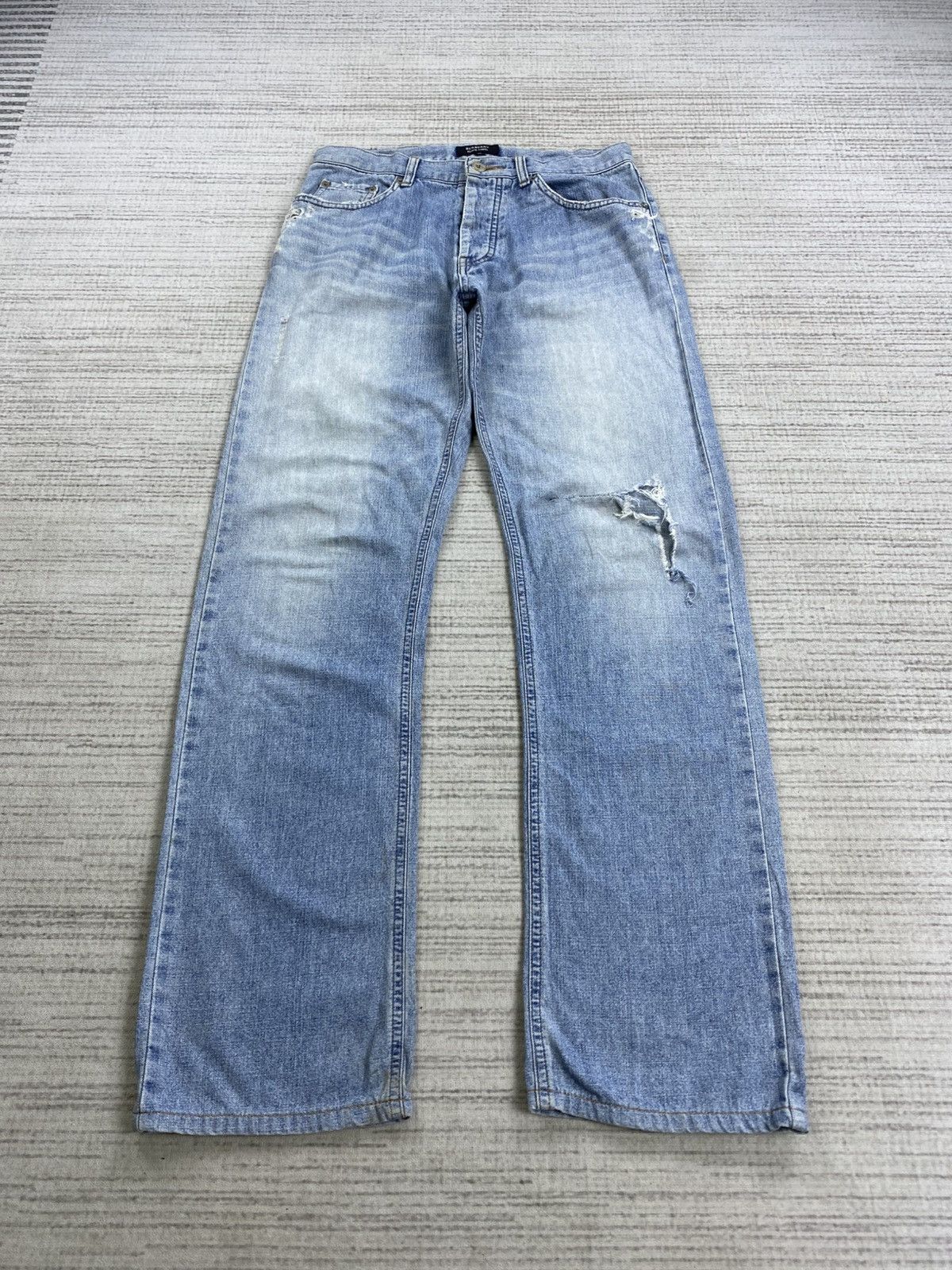 Burberry × Japanese Brand × Vintage Vintage Burberry Black Label Distressed Denim Pants Size US 30 / EU 46 - 1 Thumbnail