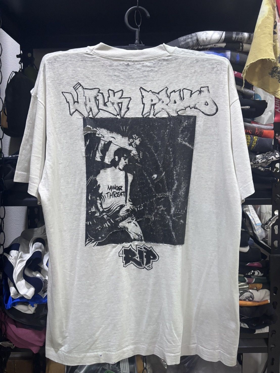 Band Tees Vintage Walk Proud Size US XL / EU 56 / 4 - 4 Thumbnail