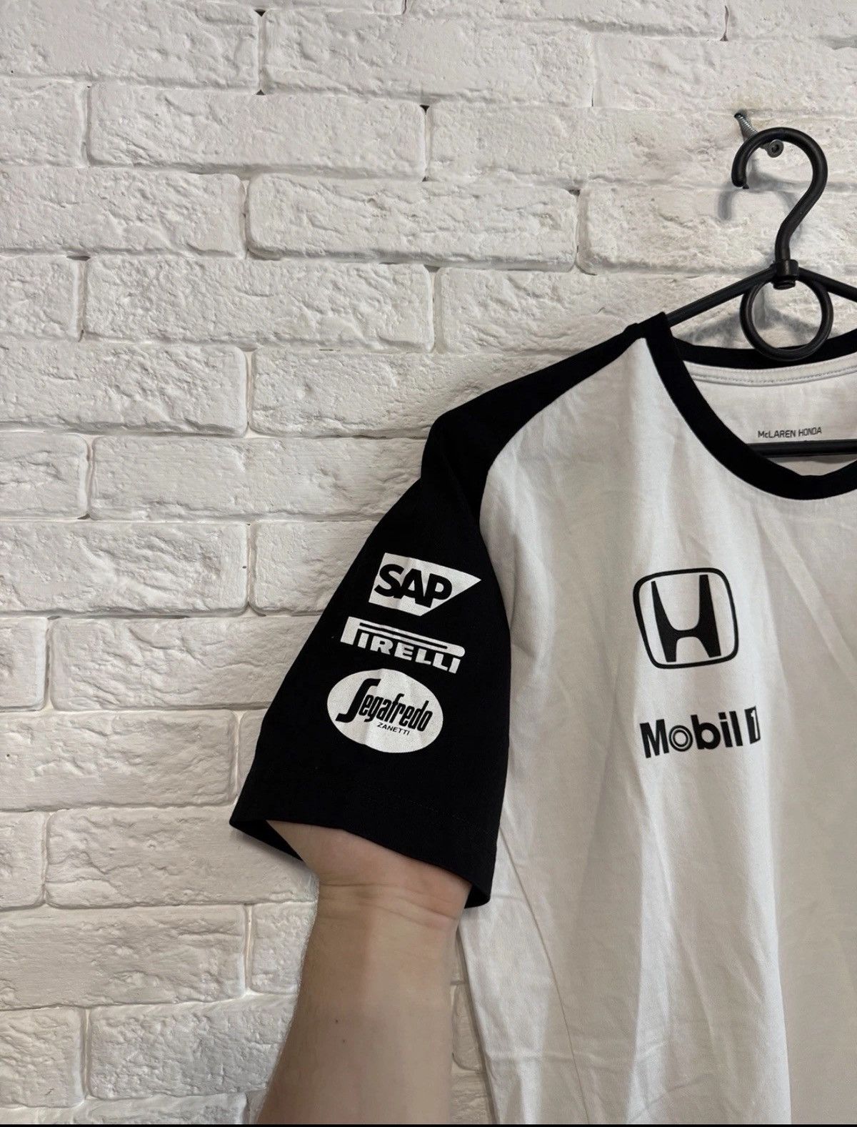Other McLaren Honda Tshirt F1 Racing Sz S Size US S / EU 44-46 / 1 - 3 Thumbnail
