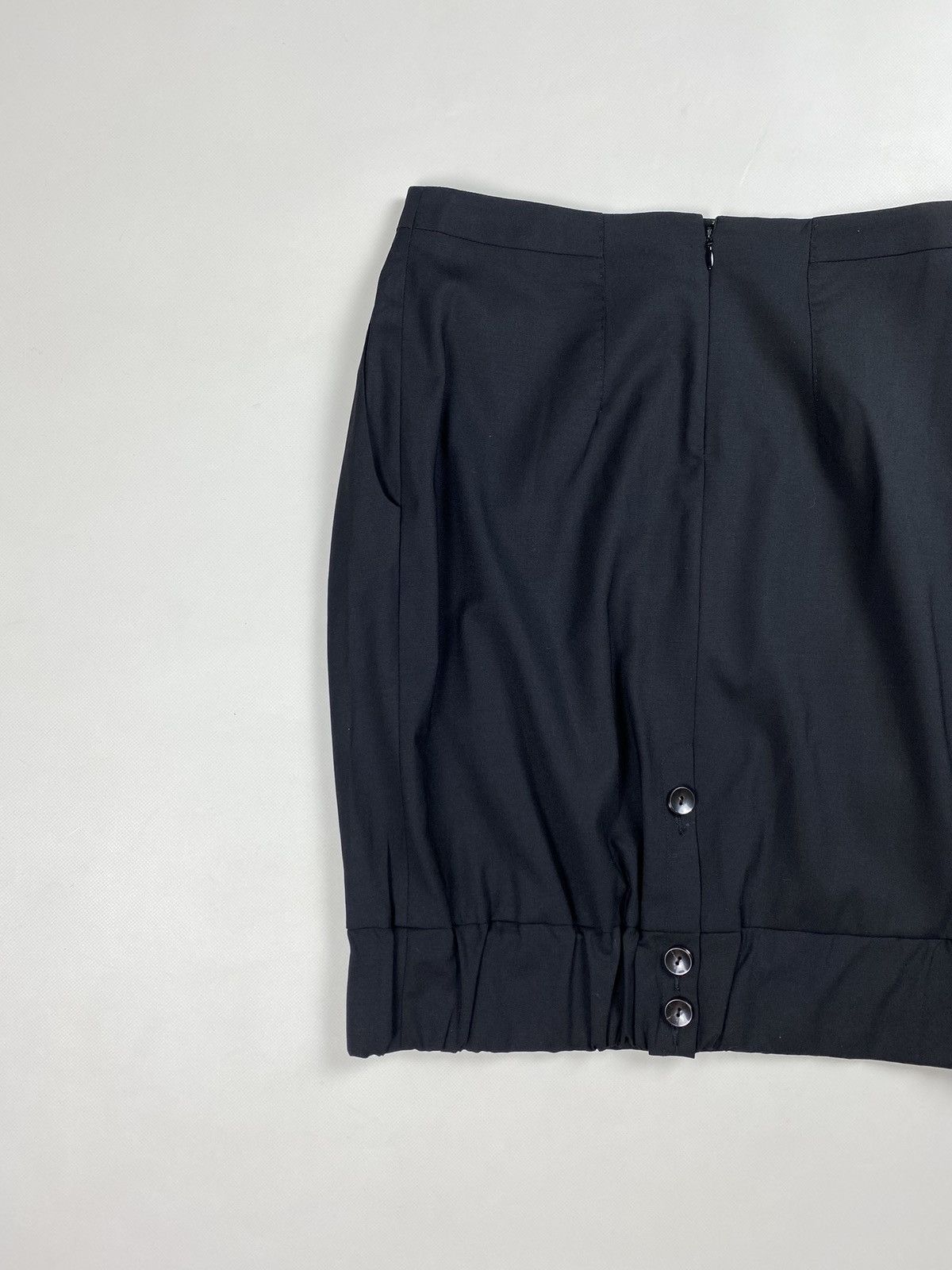 Viktor & Rolf Viktor & Rolf ladies wool pencil skirt size 42 / Xl Size 28" / US 6 / IT 42 - 17 Thumbnail