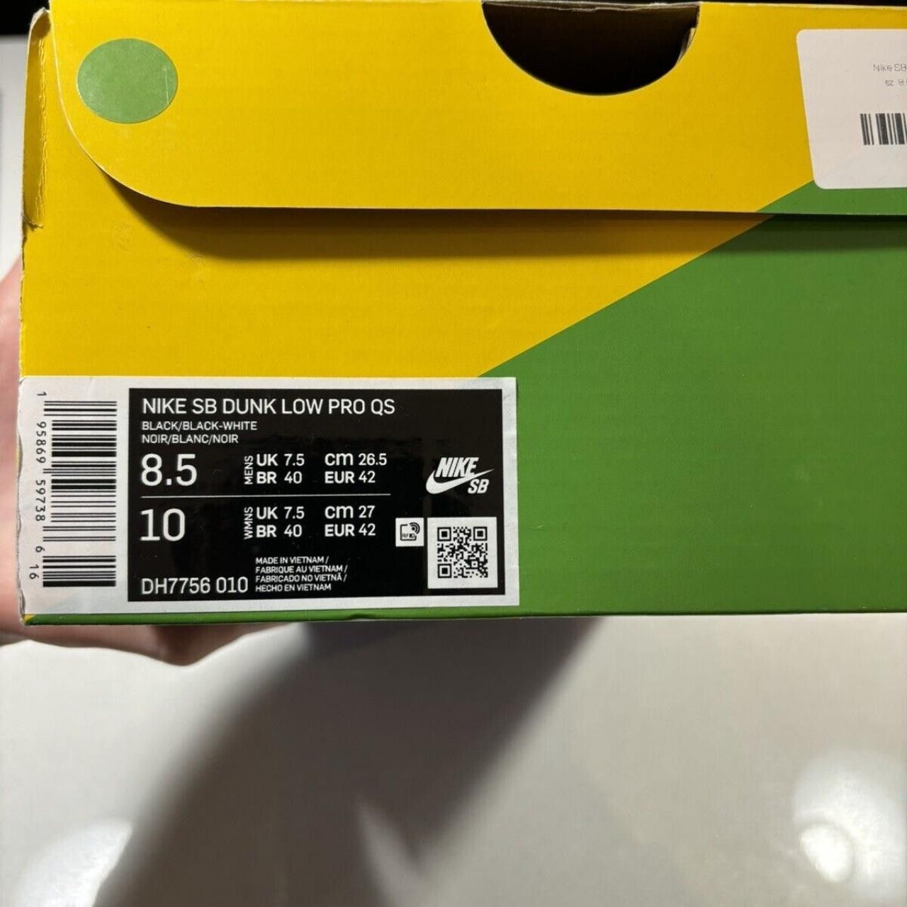 Nike SB Nike SB Dunk Low Pro x Gnarhunters Size US 8.5 / EU 41-42 - 8 Thumbnail