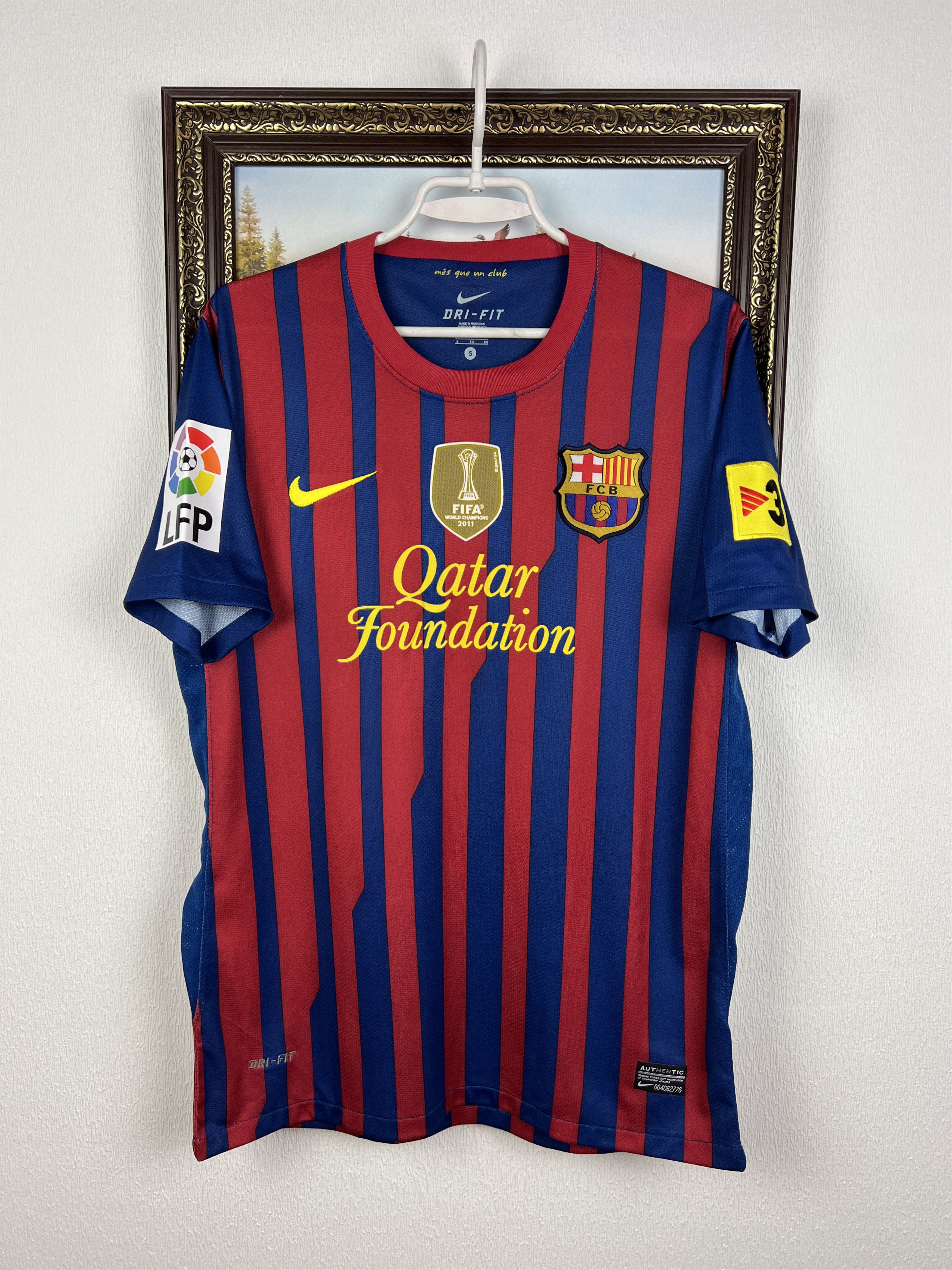 Nike Barcelona football shirt Replica Soccer Jersey Camiseta Size US S / EU 44-46 / 1 - 1 Thumbnail