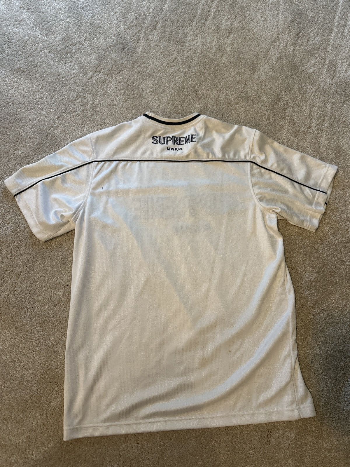 Supreme Supreme Dazzle Warm Up White Top Size US M / EU 48-50 / 2 - 2 Thumbnail