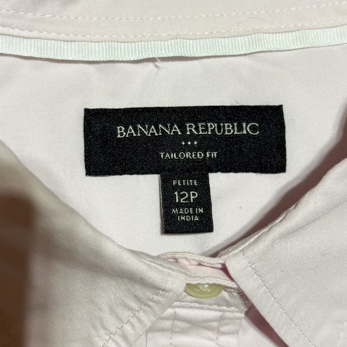 Banana Republic Banana Republic Button Down Shirt Tailored Fit Petite 12P Size XL / US 12-14 / IT 48-50 - 2 Thumbnail