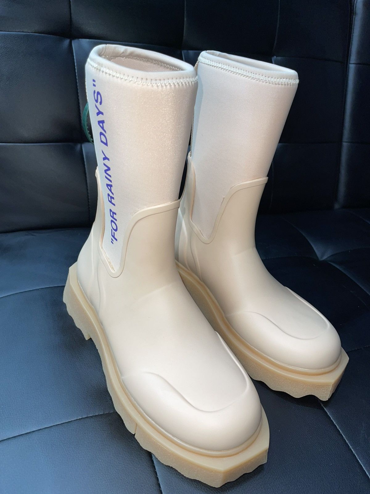 Off-White Rose Off White Pull on lug sole boots Size US 8.5 / IT 38.5 - 9 Thumbnail