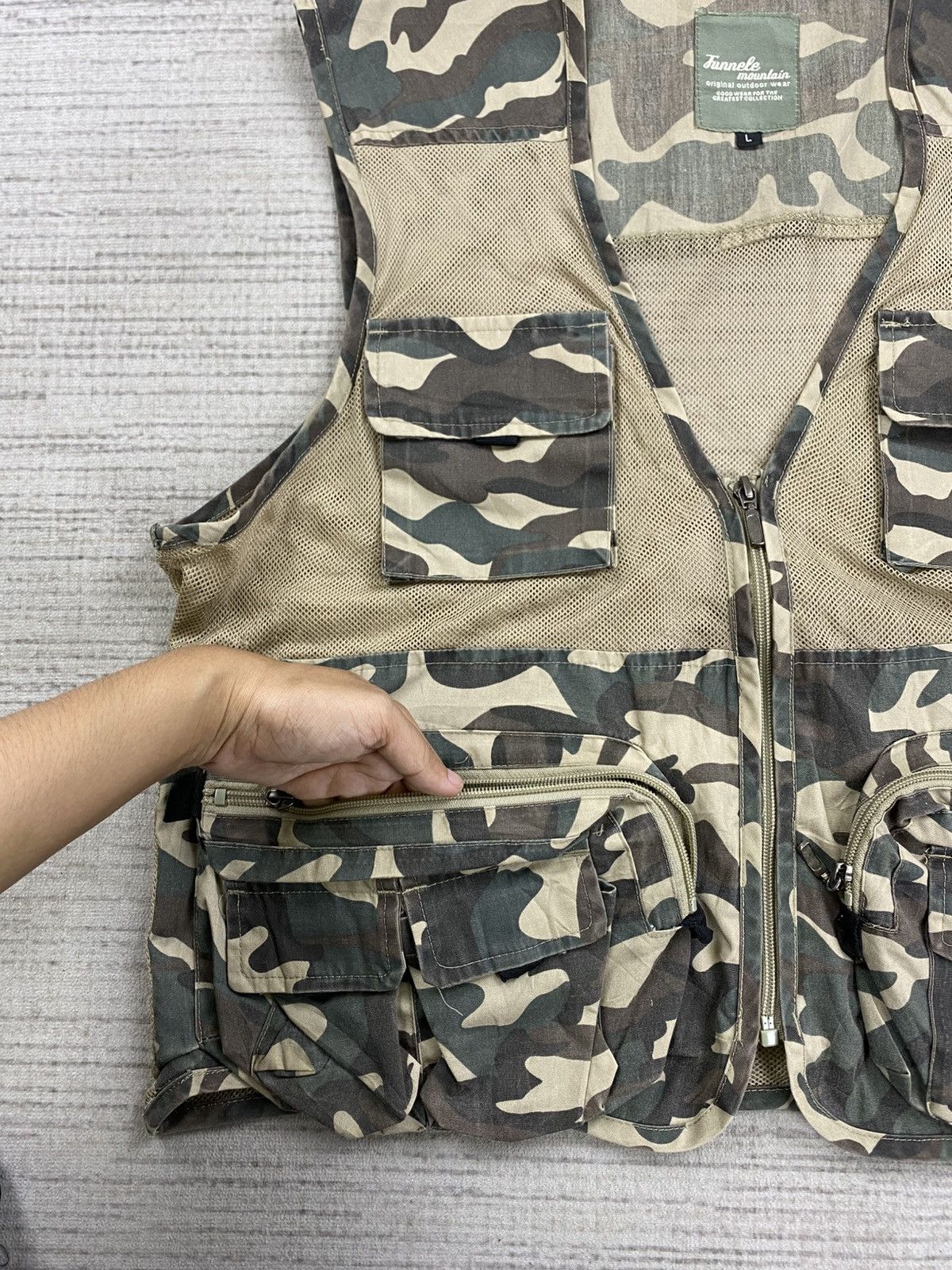 Designer × Japanese Brand × Vintage Vtg Funnele Mountain Outdoor Wear Military Style Vest Size US L / EU 52-54 / 3 - 6 Thumbnail
