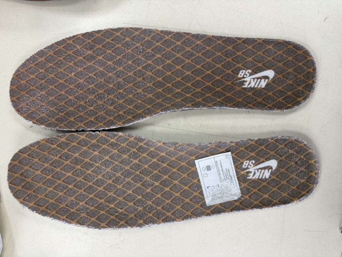 Nike × Stussy Nike SB Dunk Low Stussy Cherry 2005 Size US 11.5 / EU 44-45 - 13 Thumbnail