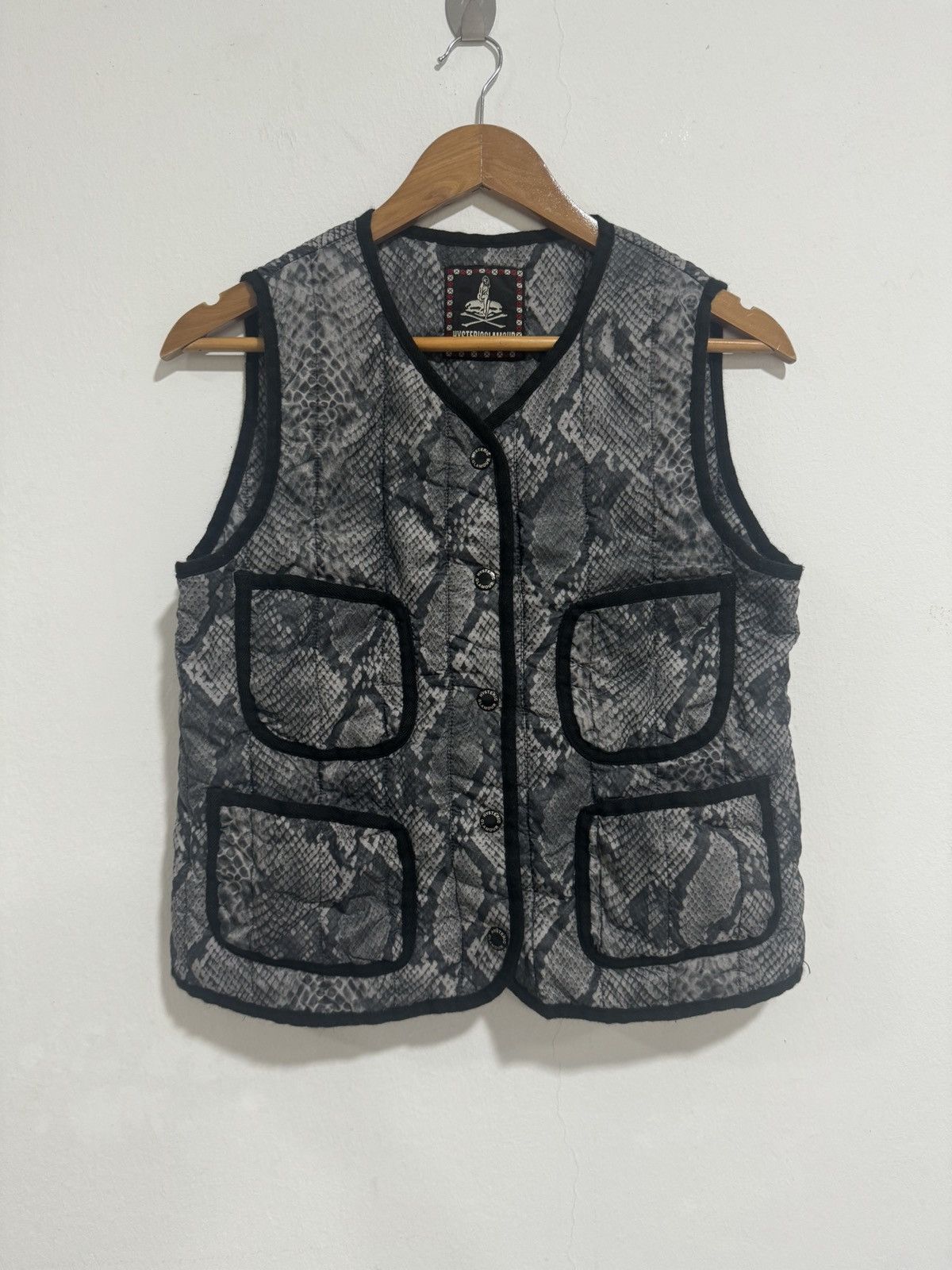 Hysteric Glamour × Japanese Brand × Vintage Hysteric Glamour Snake Skin Design Primaloft Vest Size US S / EU 44-46 / 1 - 1 Thumbnail