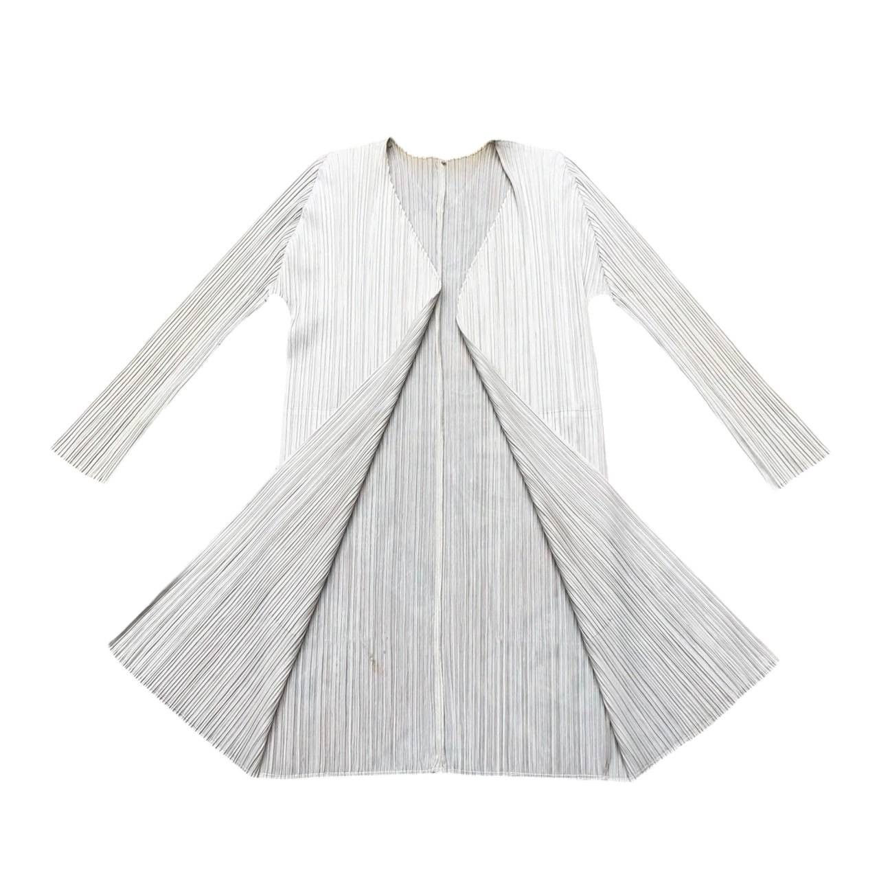 Issey Miyake × Pleats Please Issey Miyake issey miyake pleats please bodysuits/open front cardigans Size L / US 10 / IT 46 - 7 Thumbnail