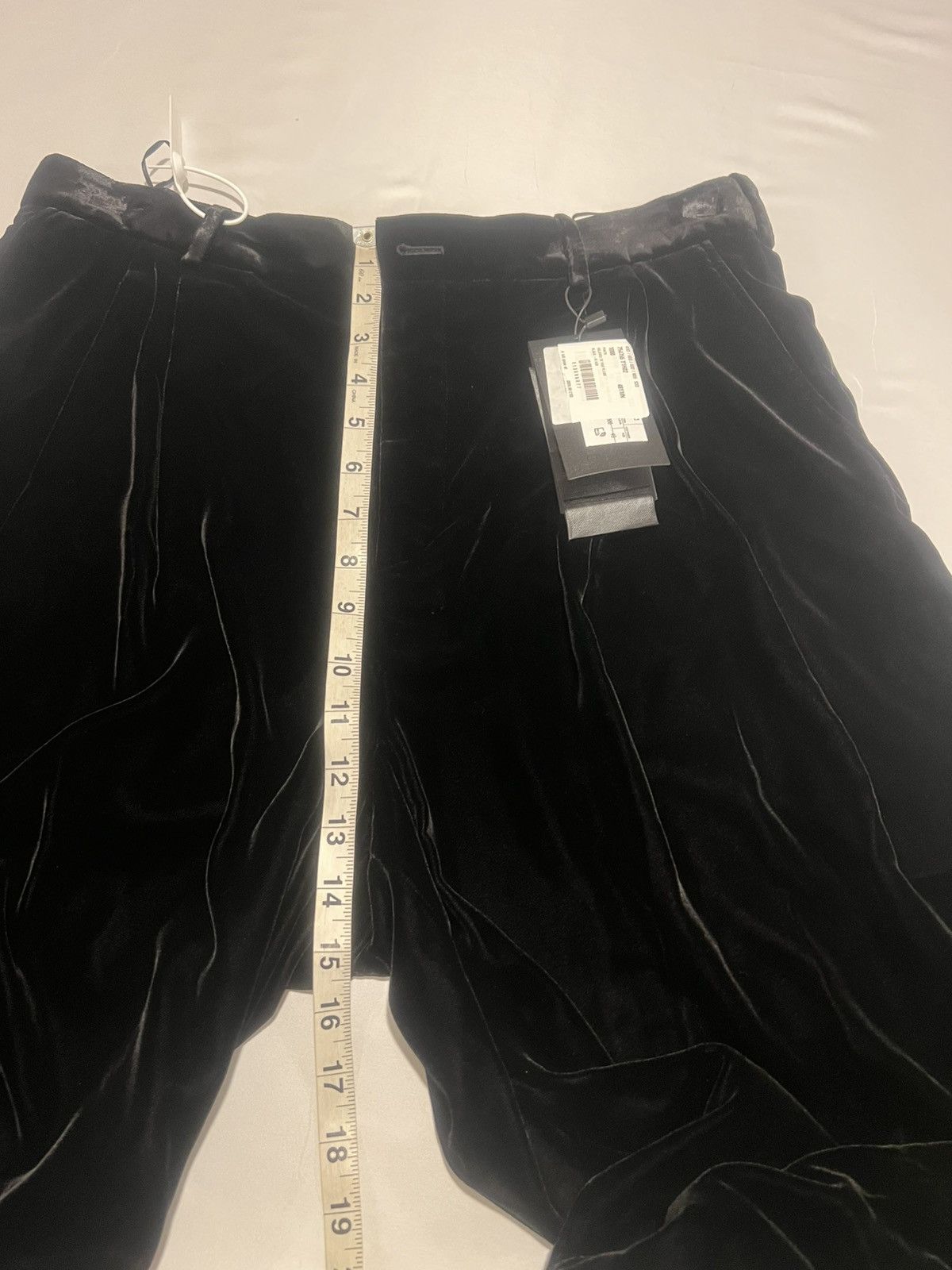 Saint Laurent Paris Saint Laurent wide leg velvet pants. 48/32. $2890 Size US 32 / EU 48 - 9 Thumbnail