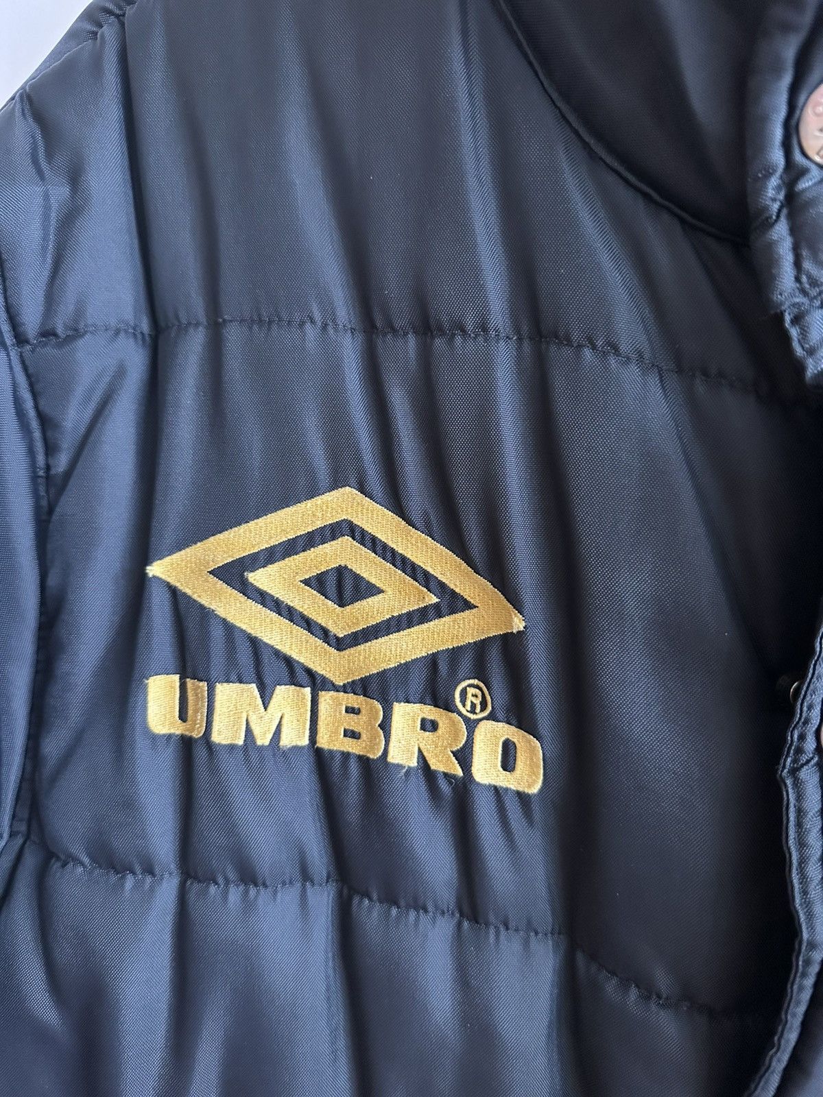 Umbro Manchester United Puffer Jacket (Umbro, 1990s) Size US S / EU 44-46 / 1 - 2 Thumbnail