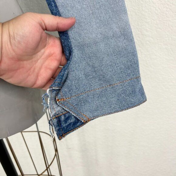 A.W.A.K.E. MODE A.W.A.K.E. MODE Upcycled Denim Off Shoulder Top Jean Jacket Size XS / US 0-2 / IT 36-38 - 9 Thumbnail