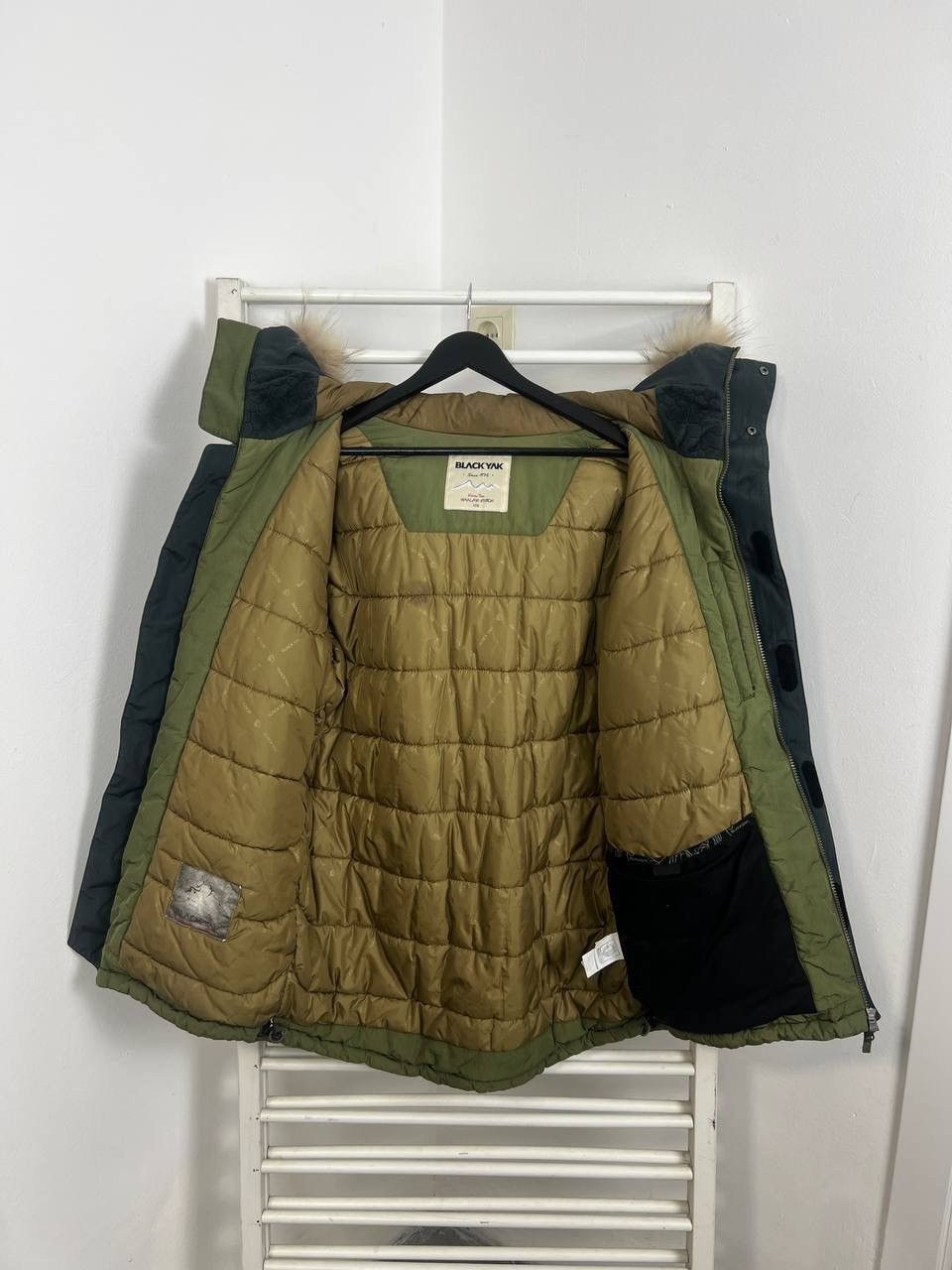 BLACKYAK BlackYak Extreme Peak Down Parka Size US L / EU 52-54 / 3 - 3 Thumbnail